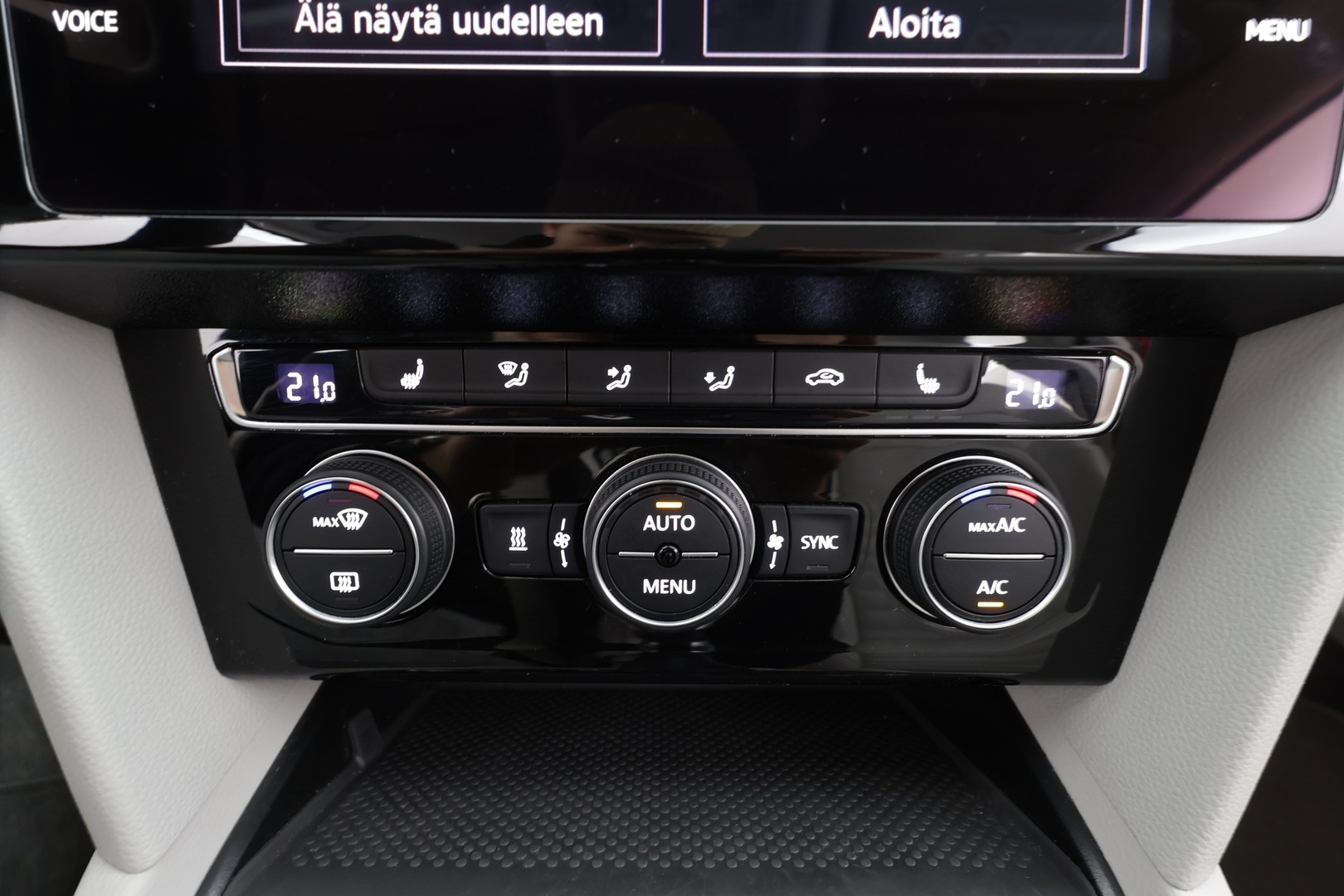 VOLKSWAGEN Passat 2020