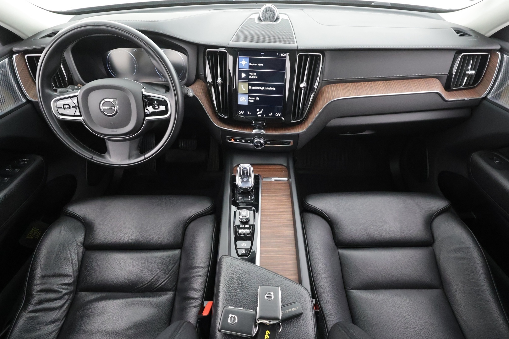 VOLVO XC60 2020