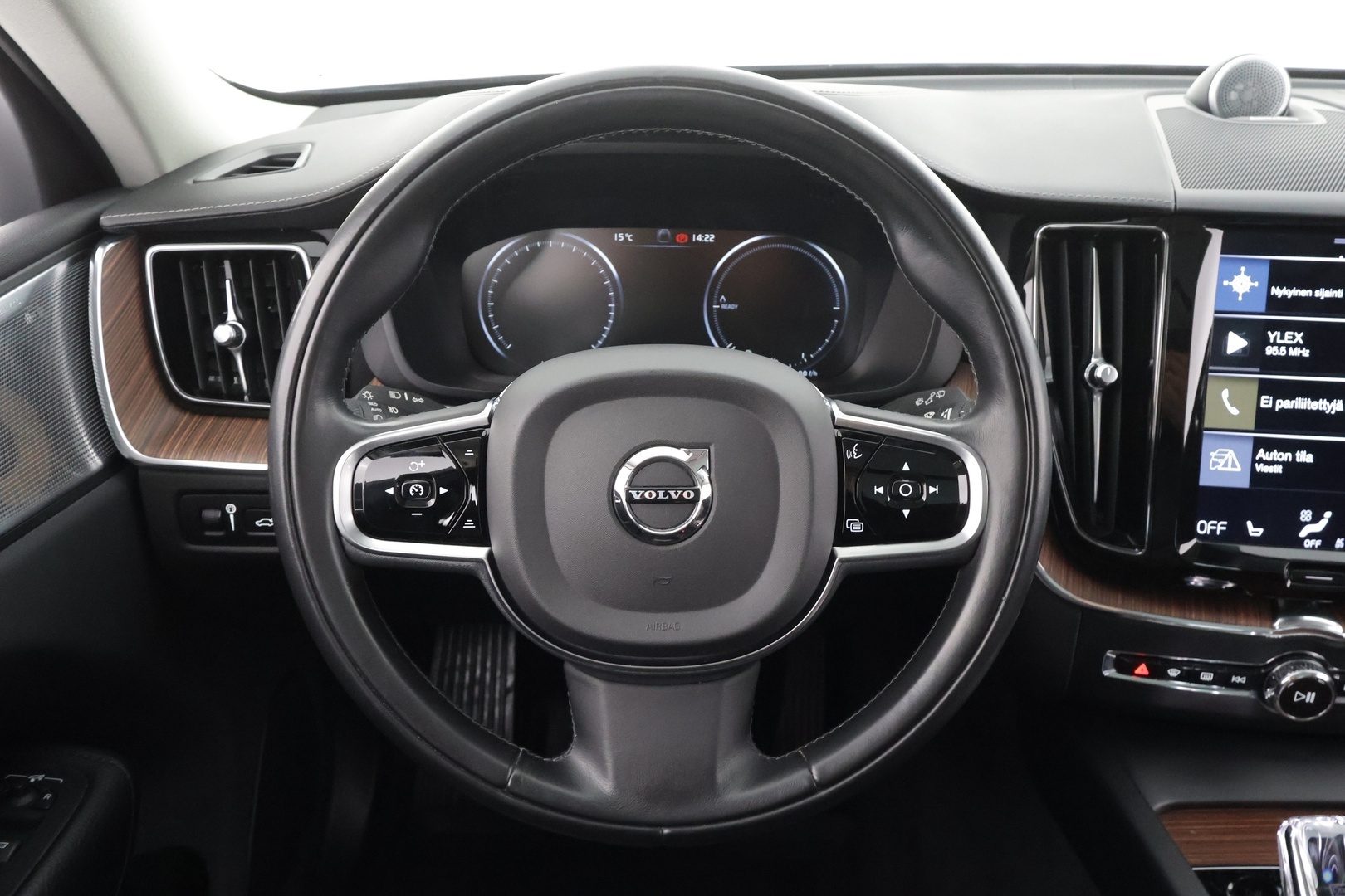 VOLVO XC60 2020