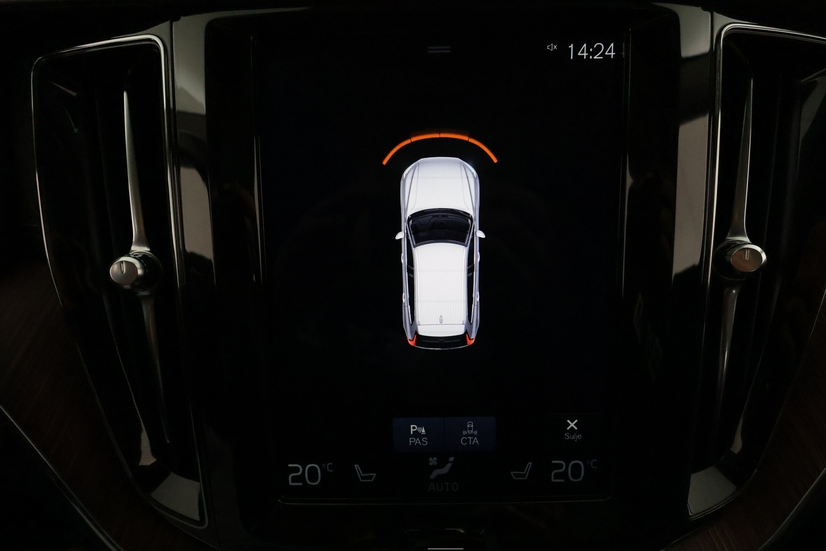 VOLVO XC60 2020