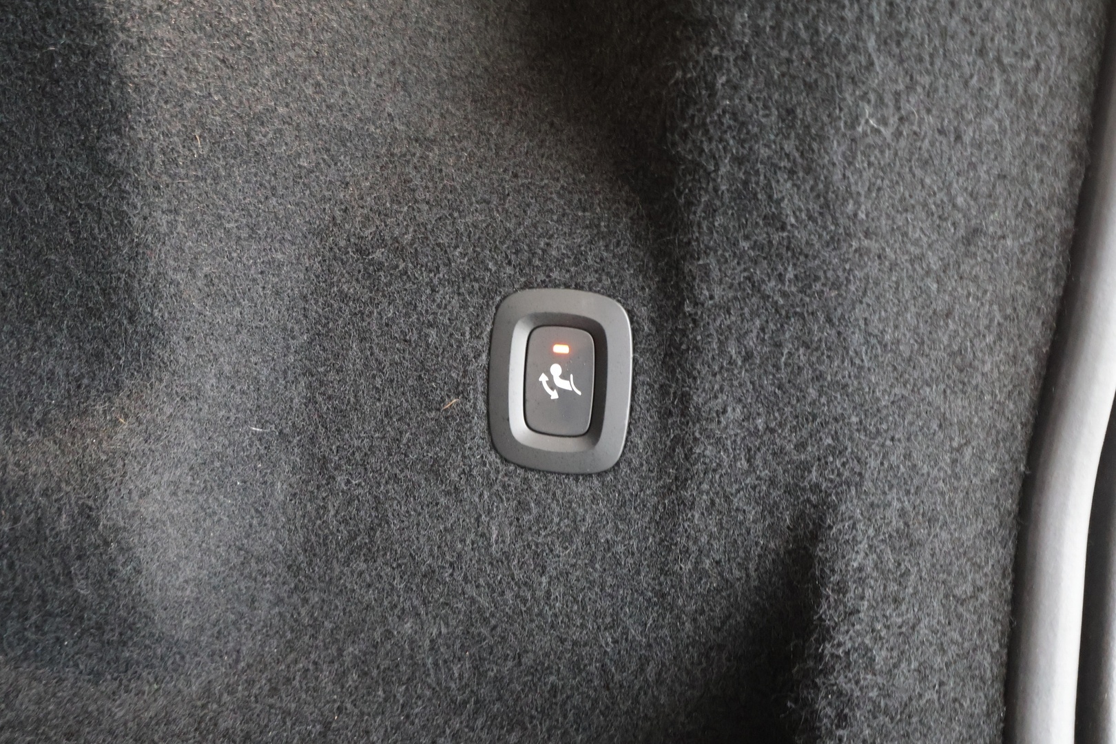 VOLVO XC60 2020
