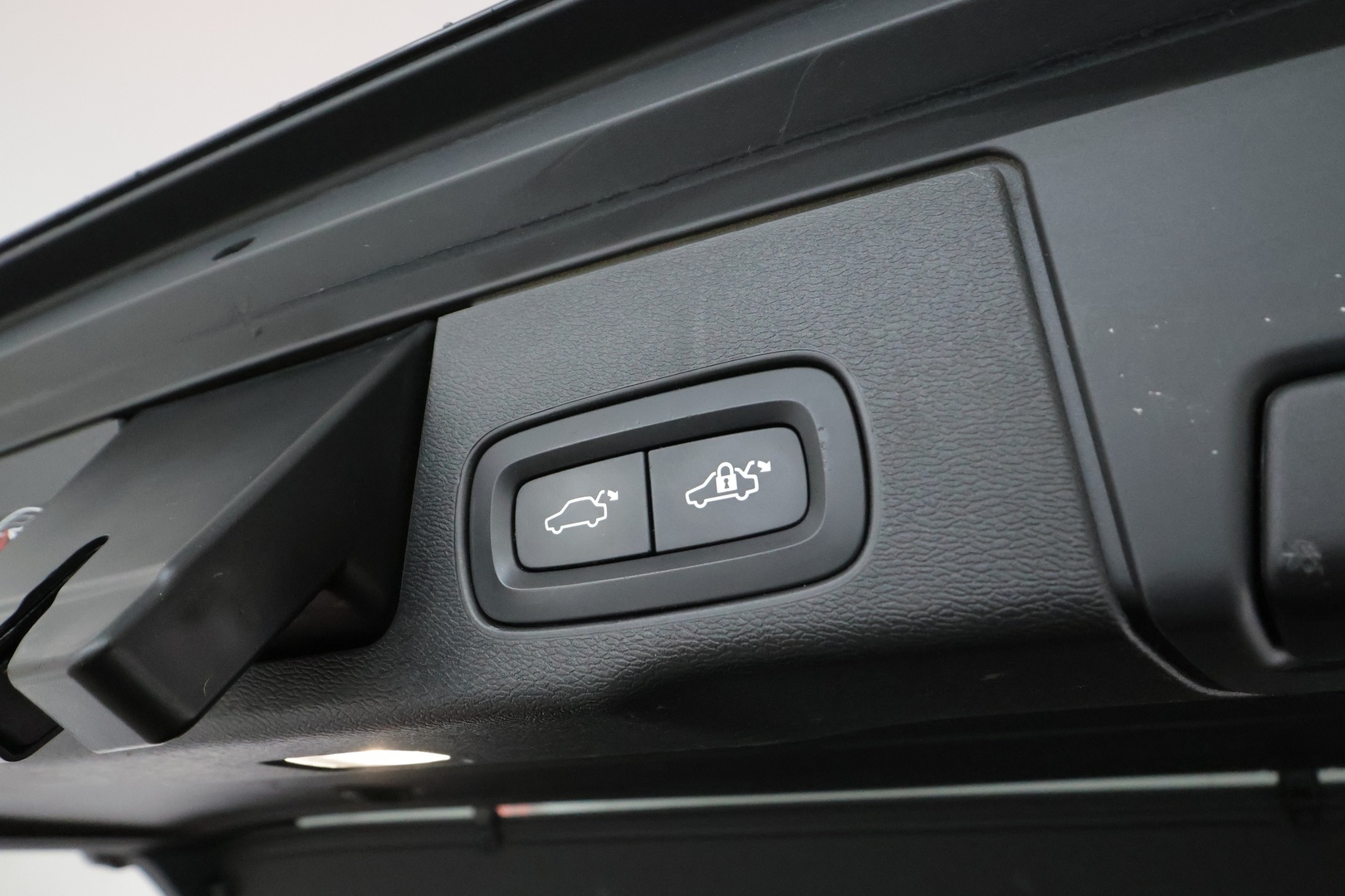 VOLVO XC60 2020