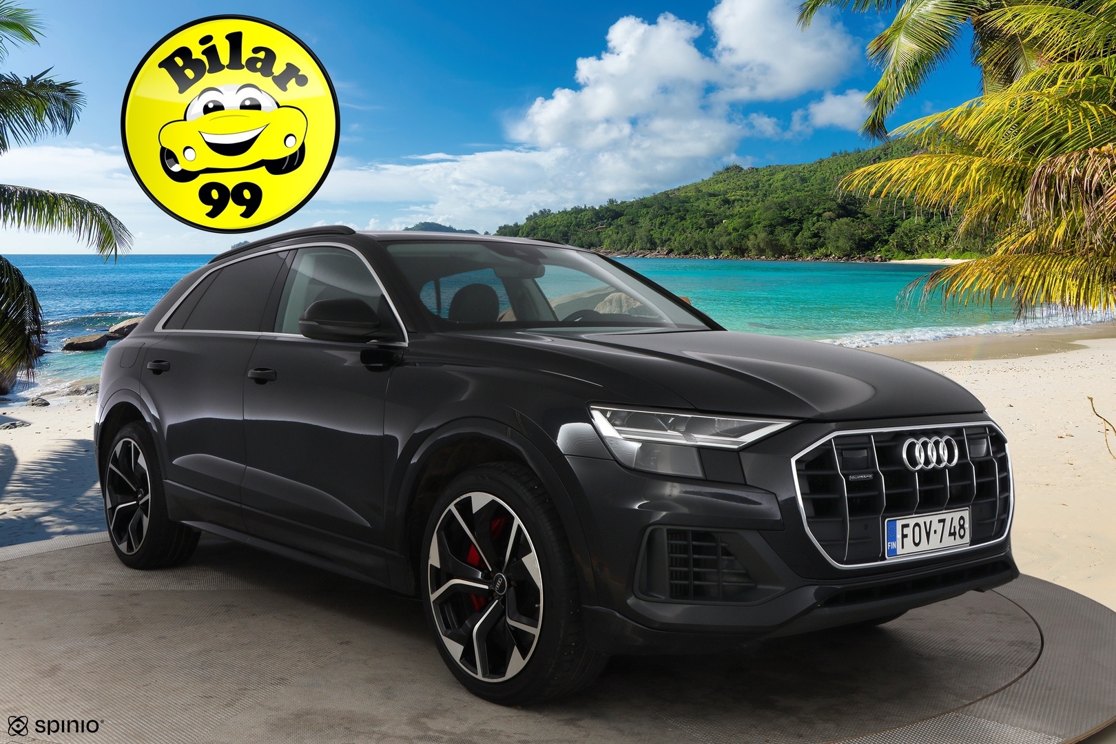 AUDI Q8 2021