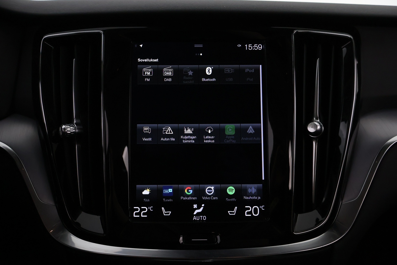 VOLVO V60 2022