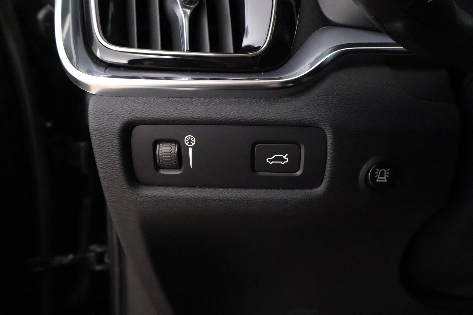 VOLVO V60 2022