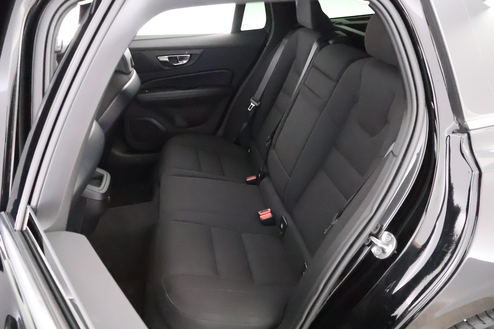 VOLVO V60 2022