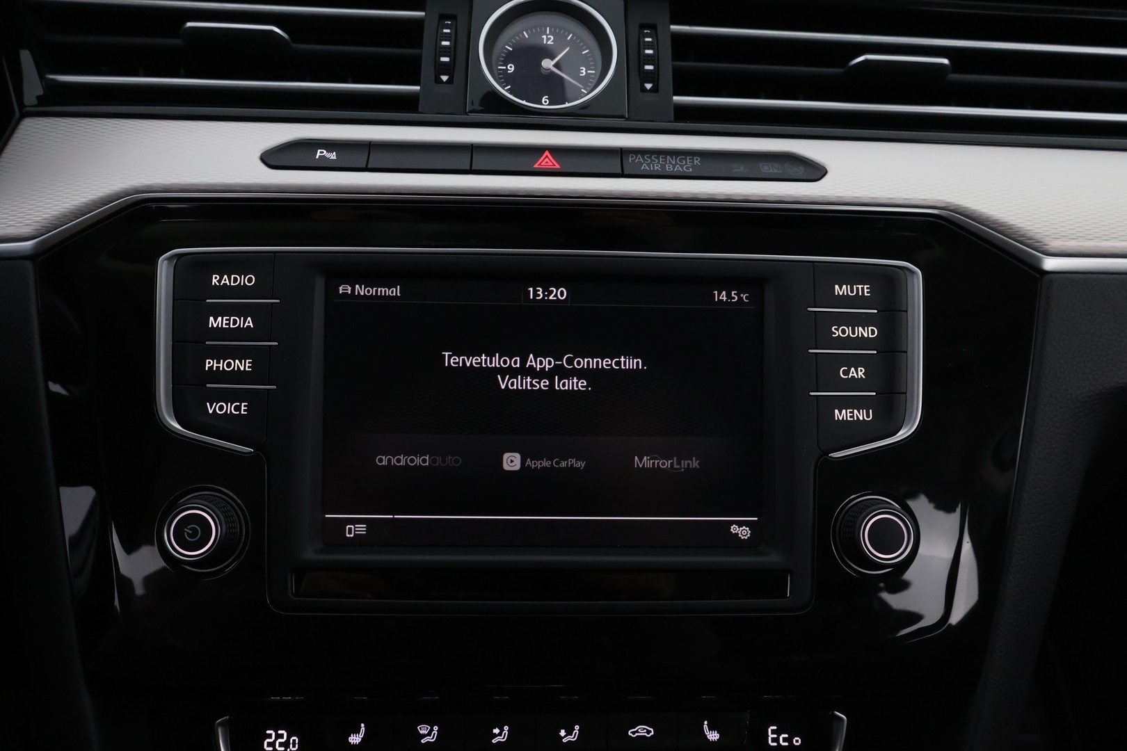 VOLKSWAGEN Passat 2016