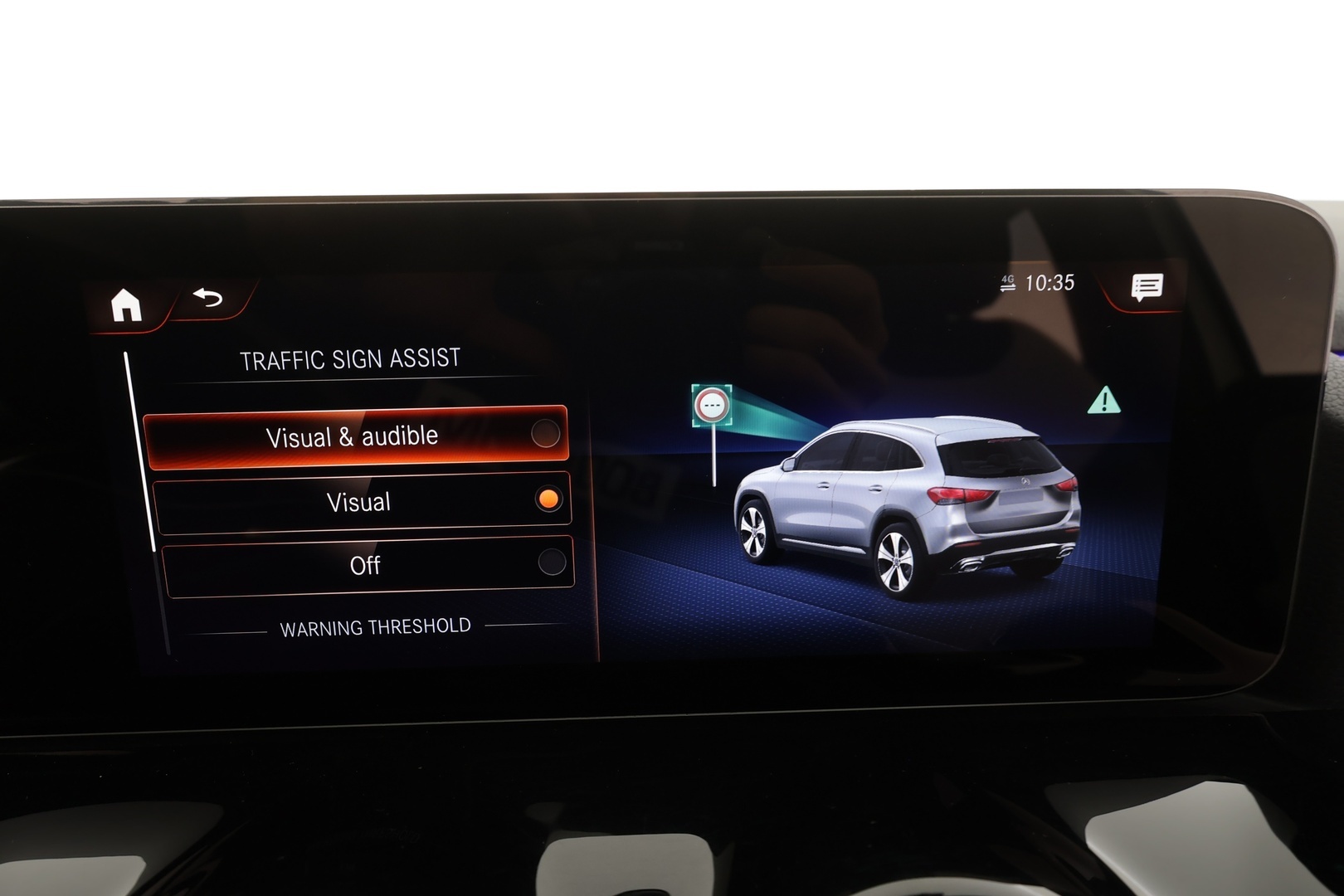 MERCEDES-BENZ GLA 2023