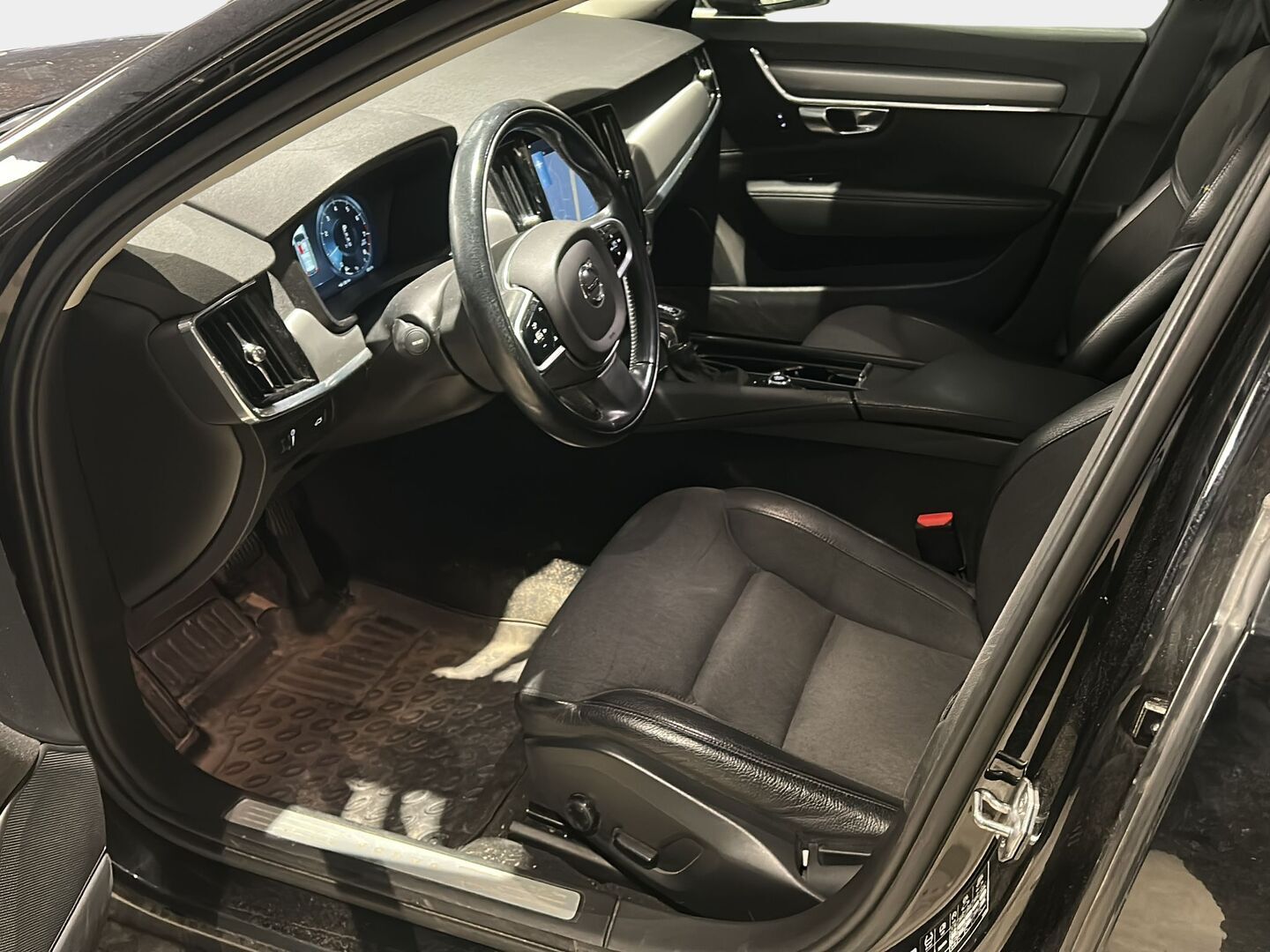 VOLVO V90 2017