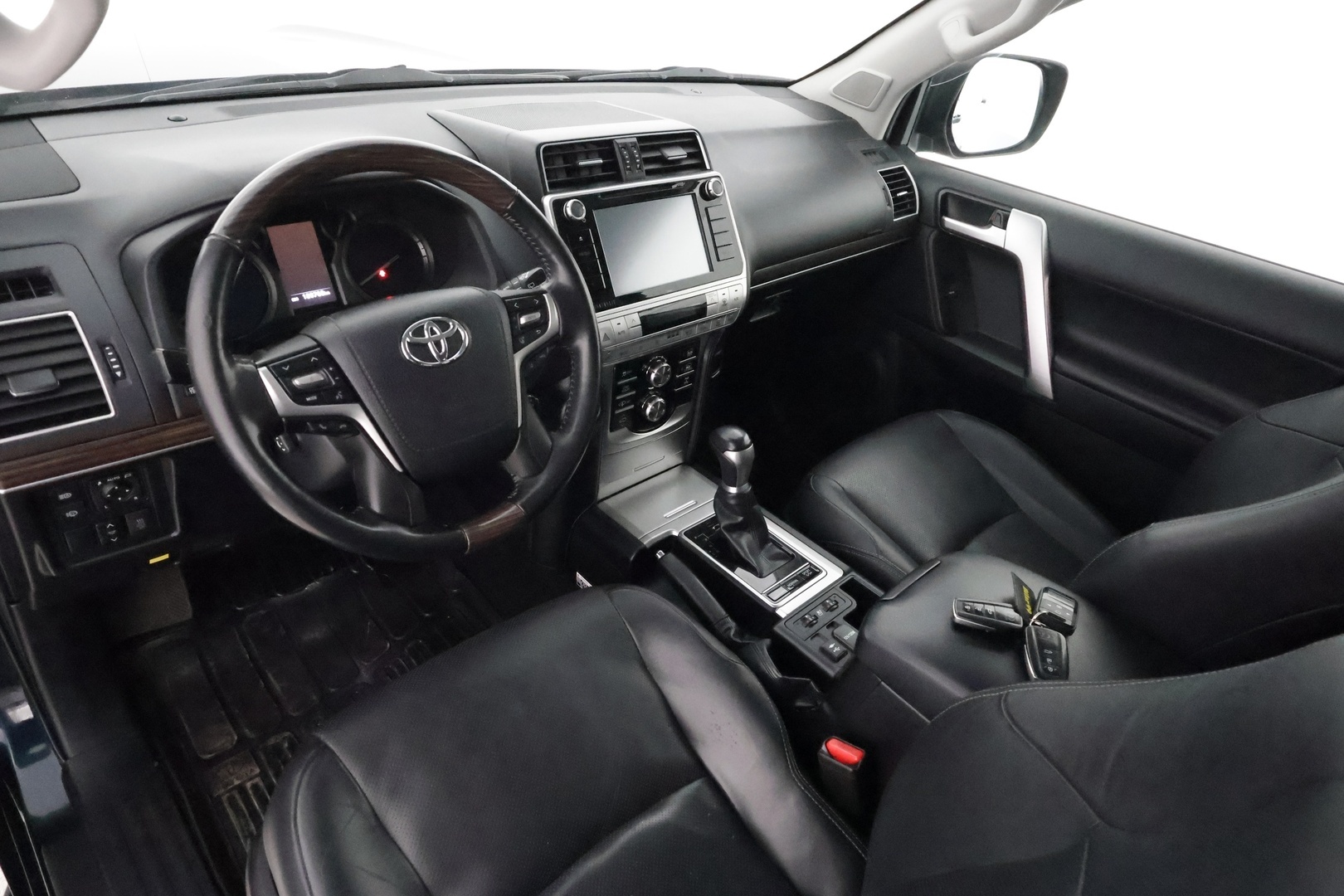 TOYOTA LAND CRUISER 2018