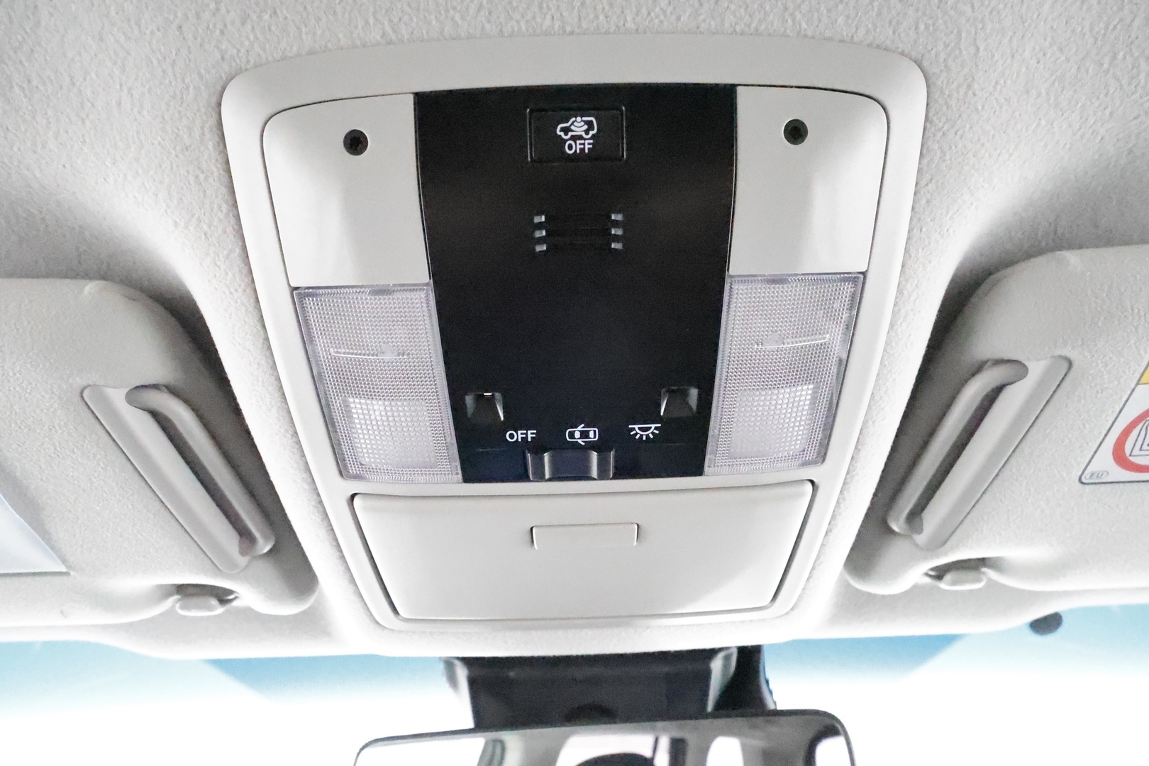 TOYOTA LAND CRUISER 2018