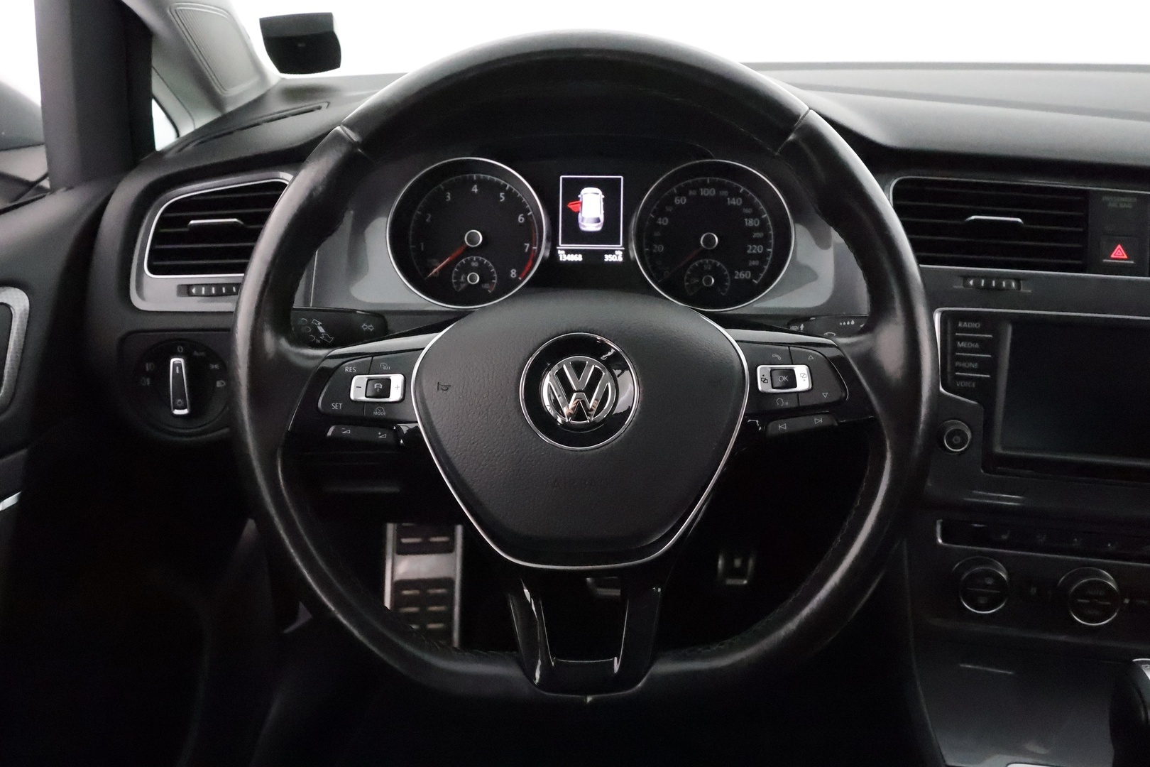 VOLKSWAGEN GOLF 2016