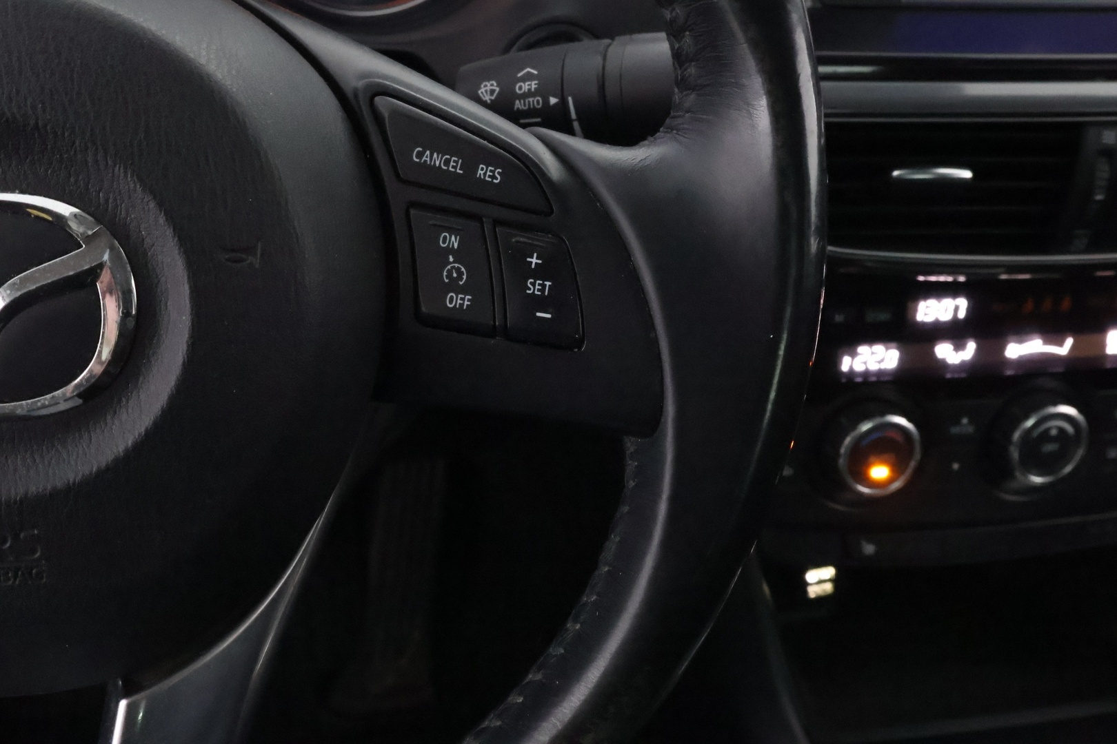 MAZDA Mazda6 2013