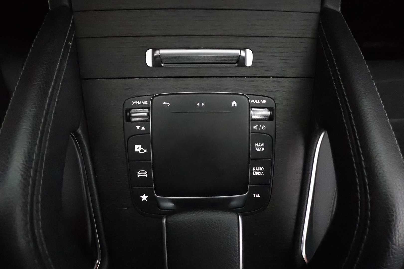 MERCEDES-BENZ GLE 2021
