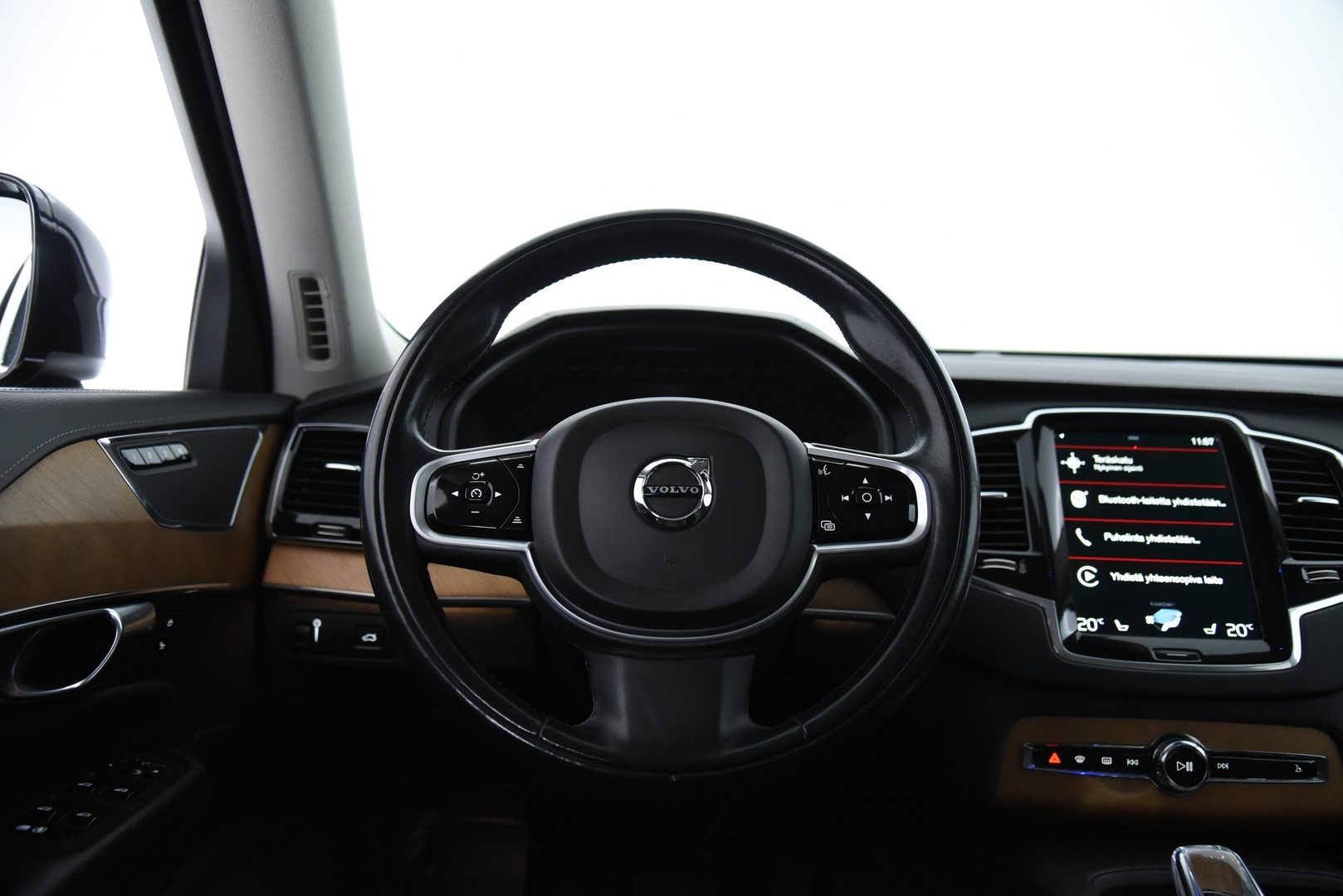 VOLVO XC90 2022