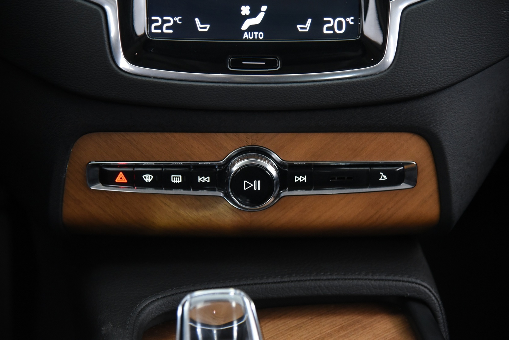 VOLVO XC90 2022