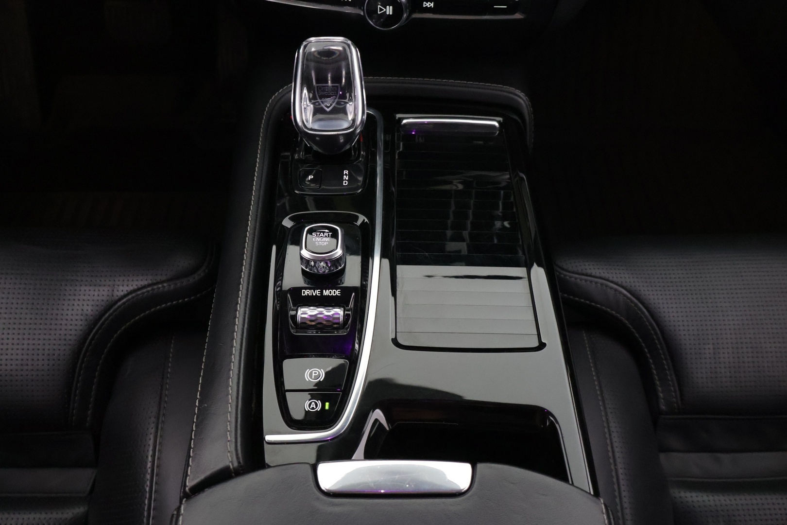 VOLVO S60 2020