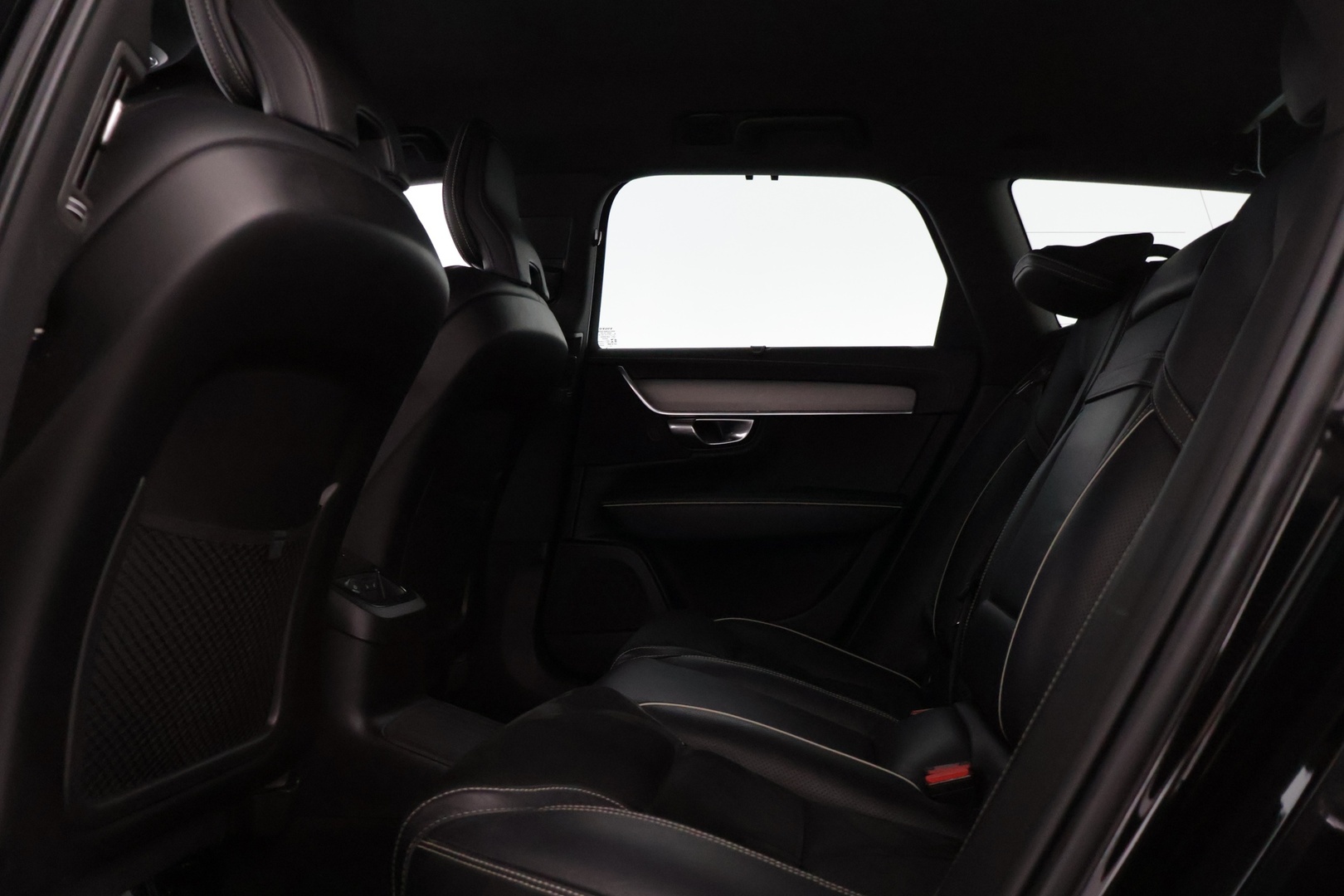 VOLVO V90 2020