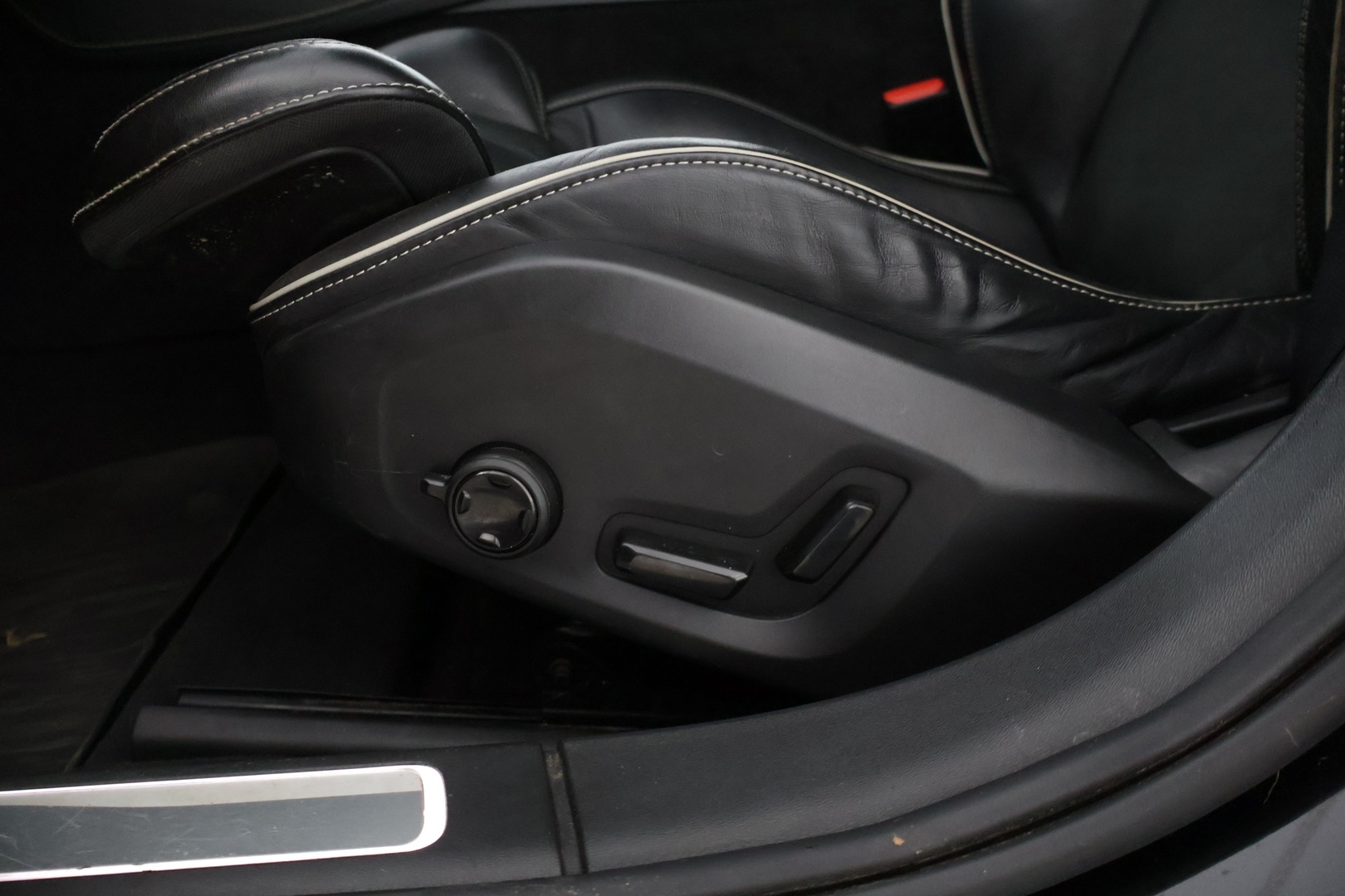 VOLVO V90 2020
