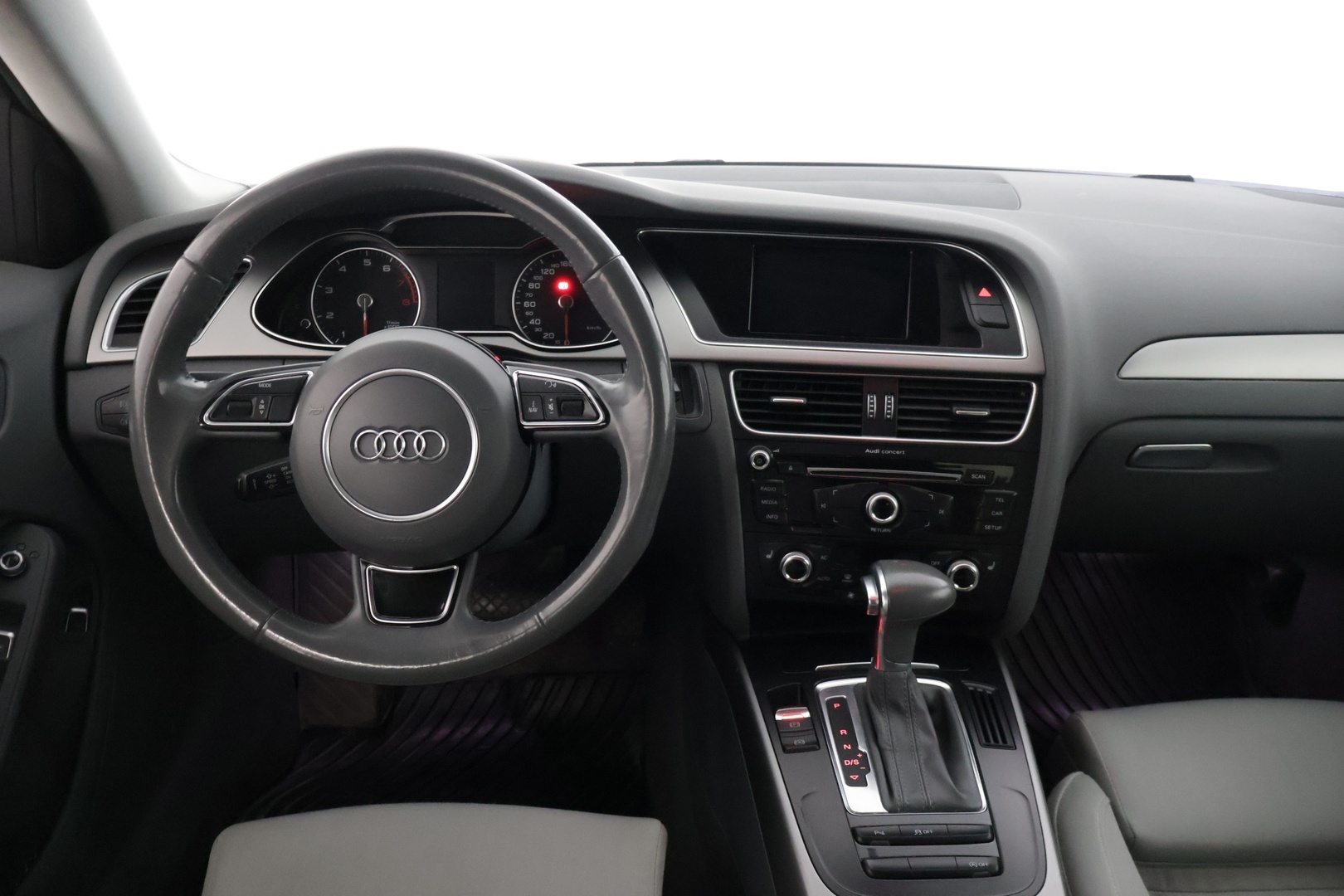 AUDI A4 2014