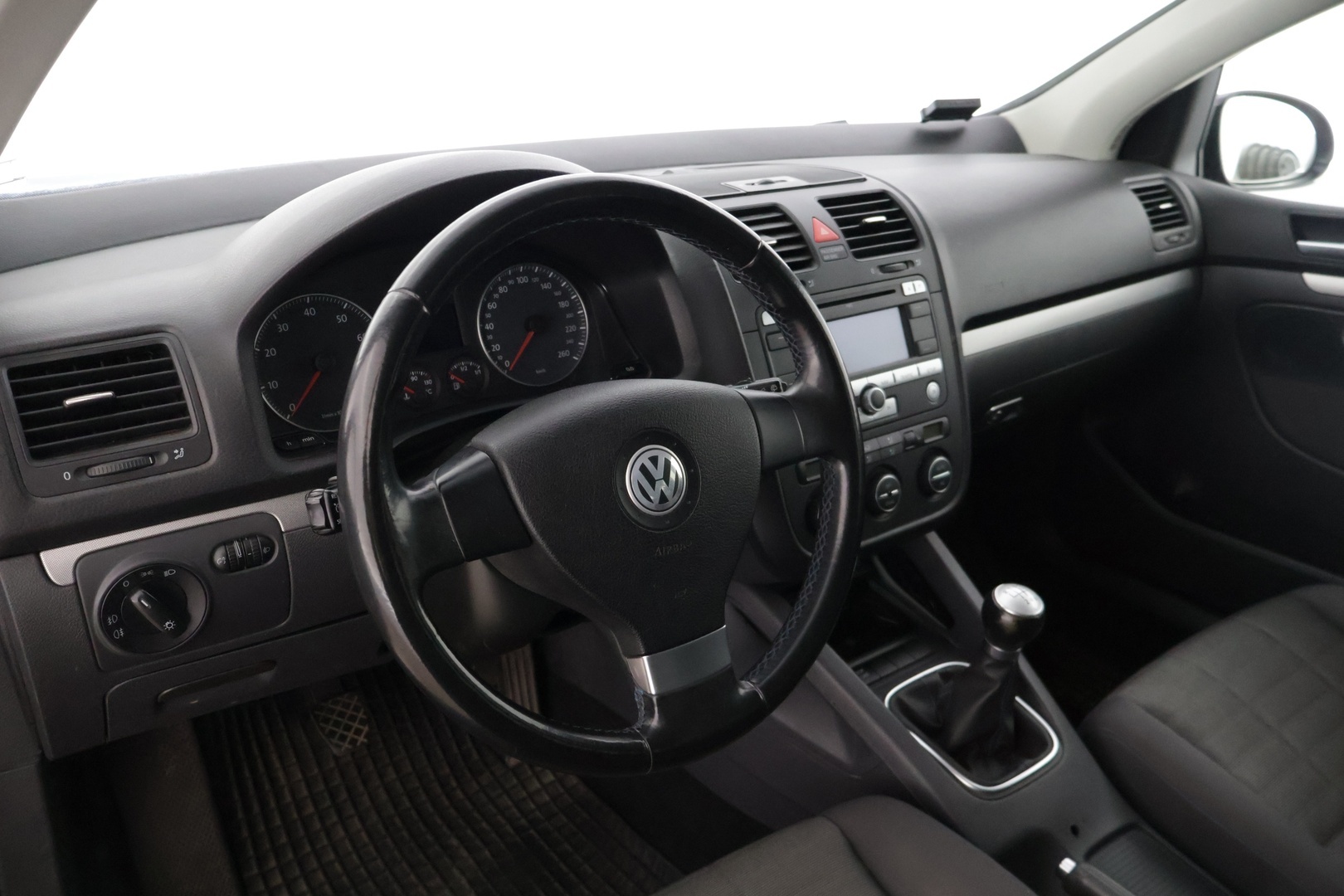 VOLKSWAGEN Golf 2008