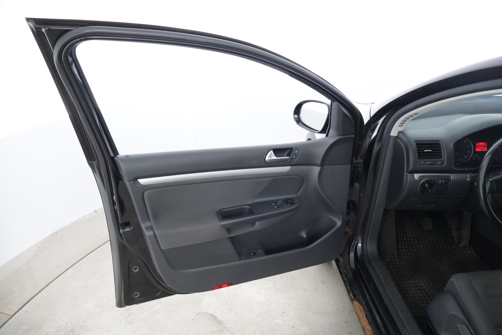 VOLKSWAGEN Golf 2008