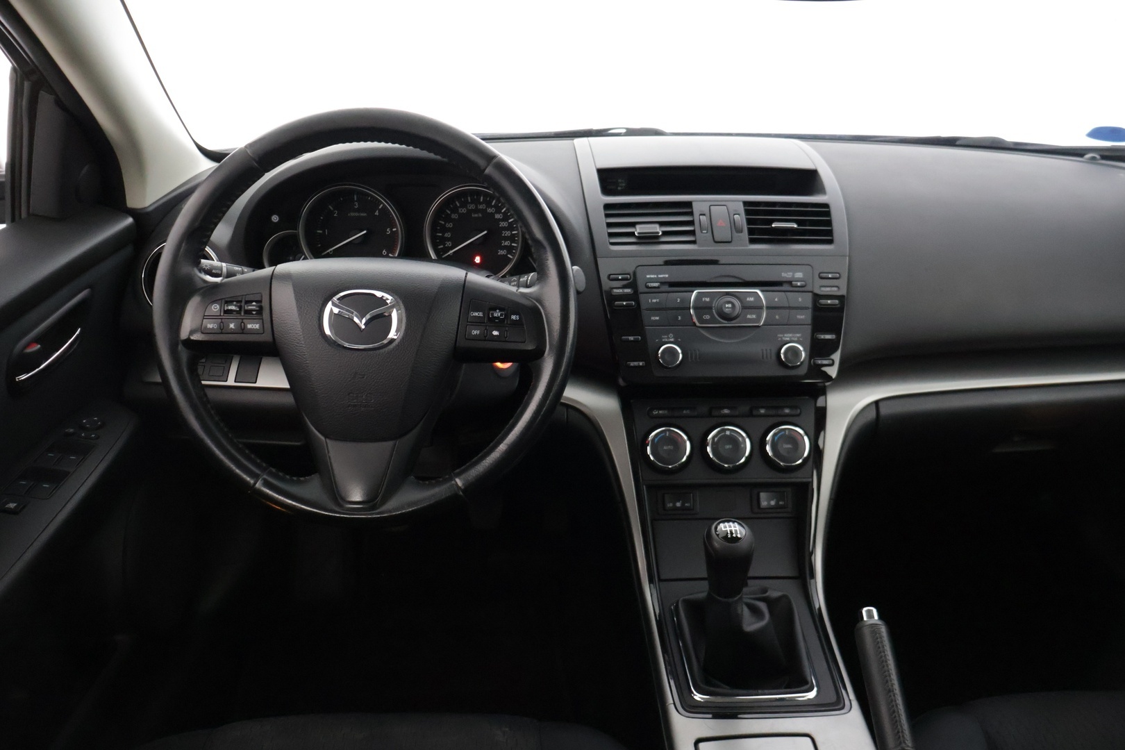 MAZDA Mazda6 2011