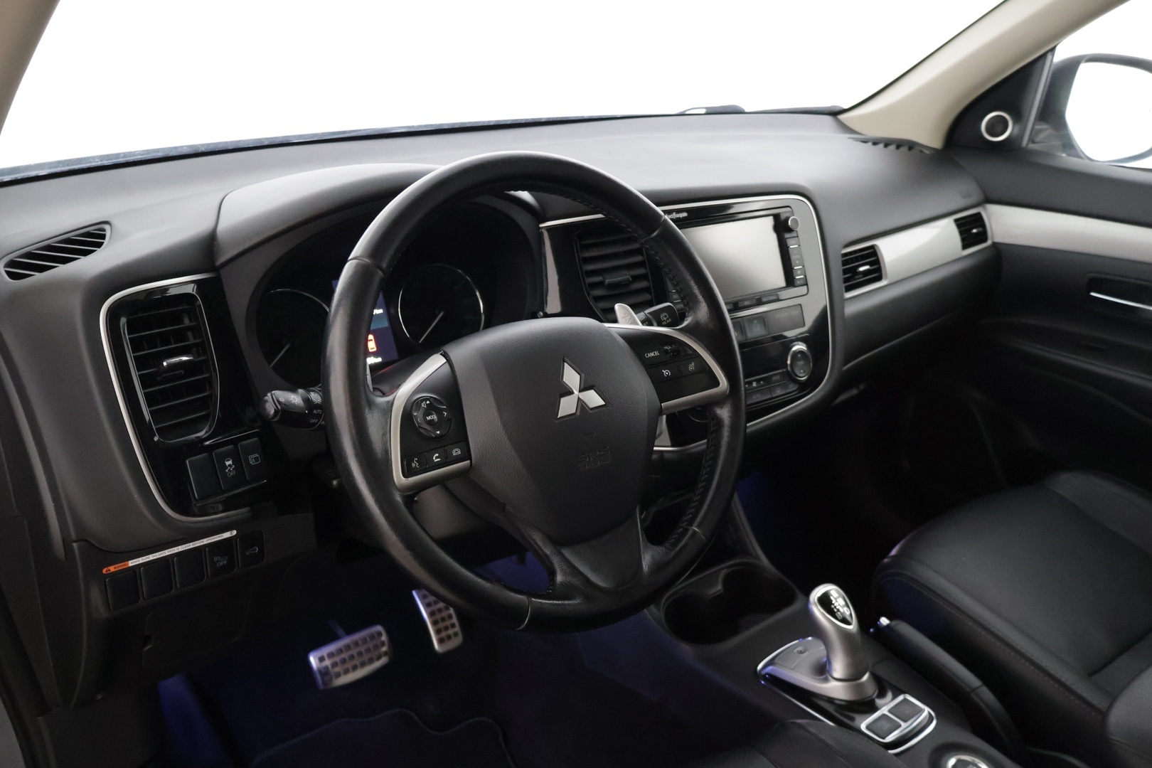 MITSUBISHI OUTLANDER PHEV 2014
