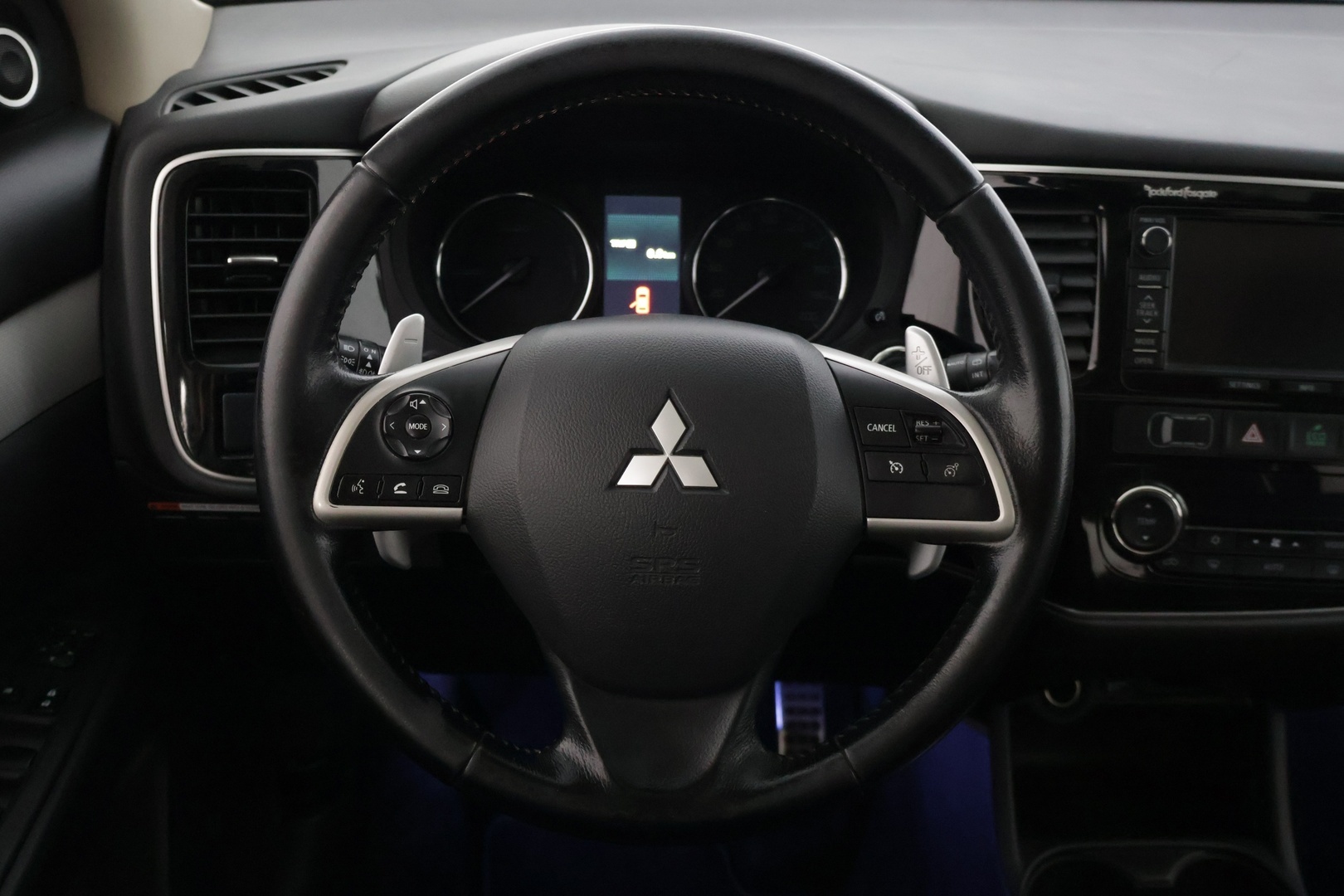 MITSUBISHI OUTLANDER PHEV 2014