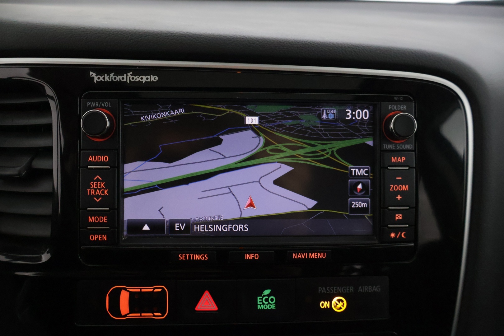 MITSUBISHI OUTLANDER PHEV 2014