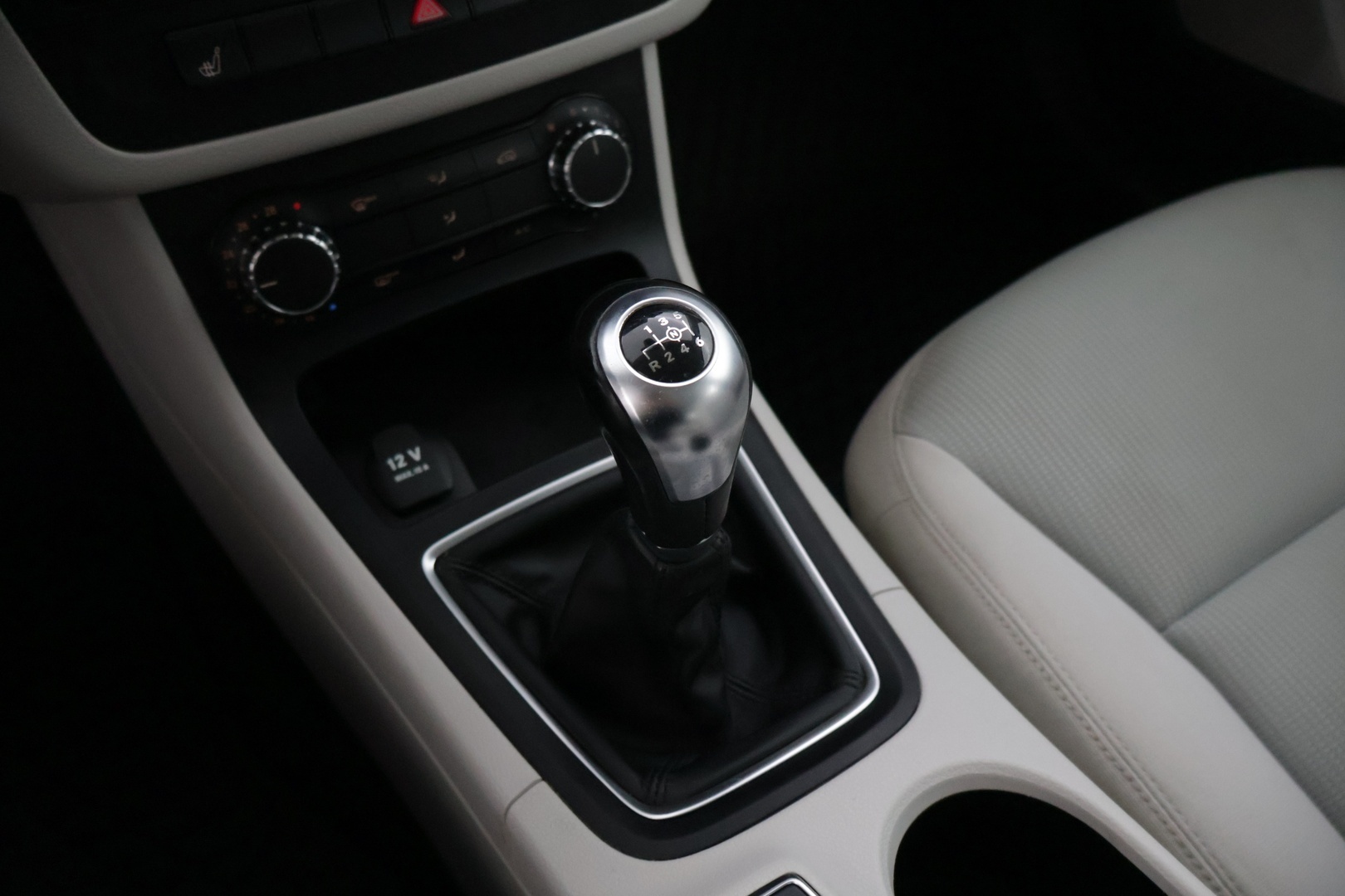 MERCEDES-BENZ B 2013