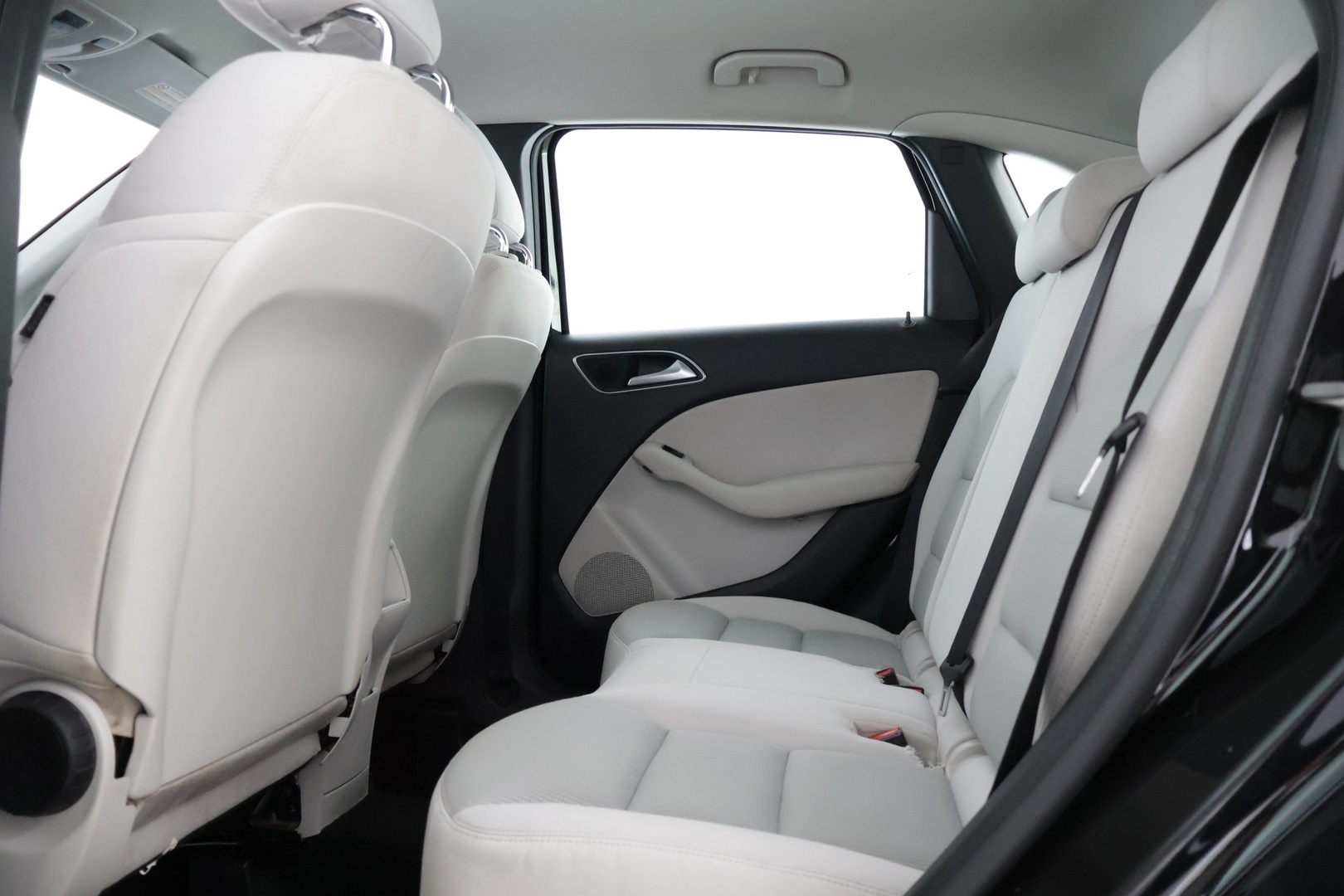 MERCEDES-BENZ B 2013