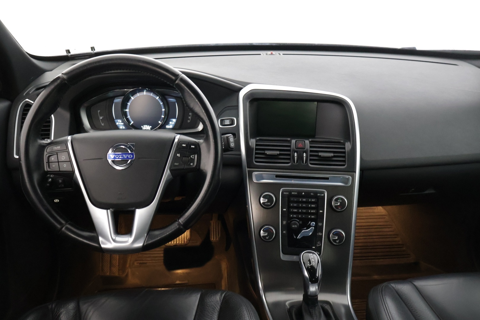 VOLVO XC60 2014