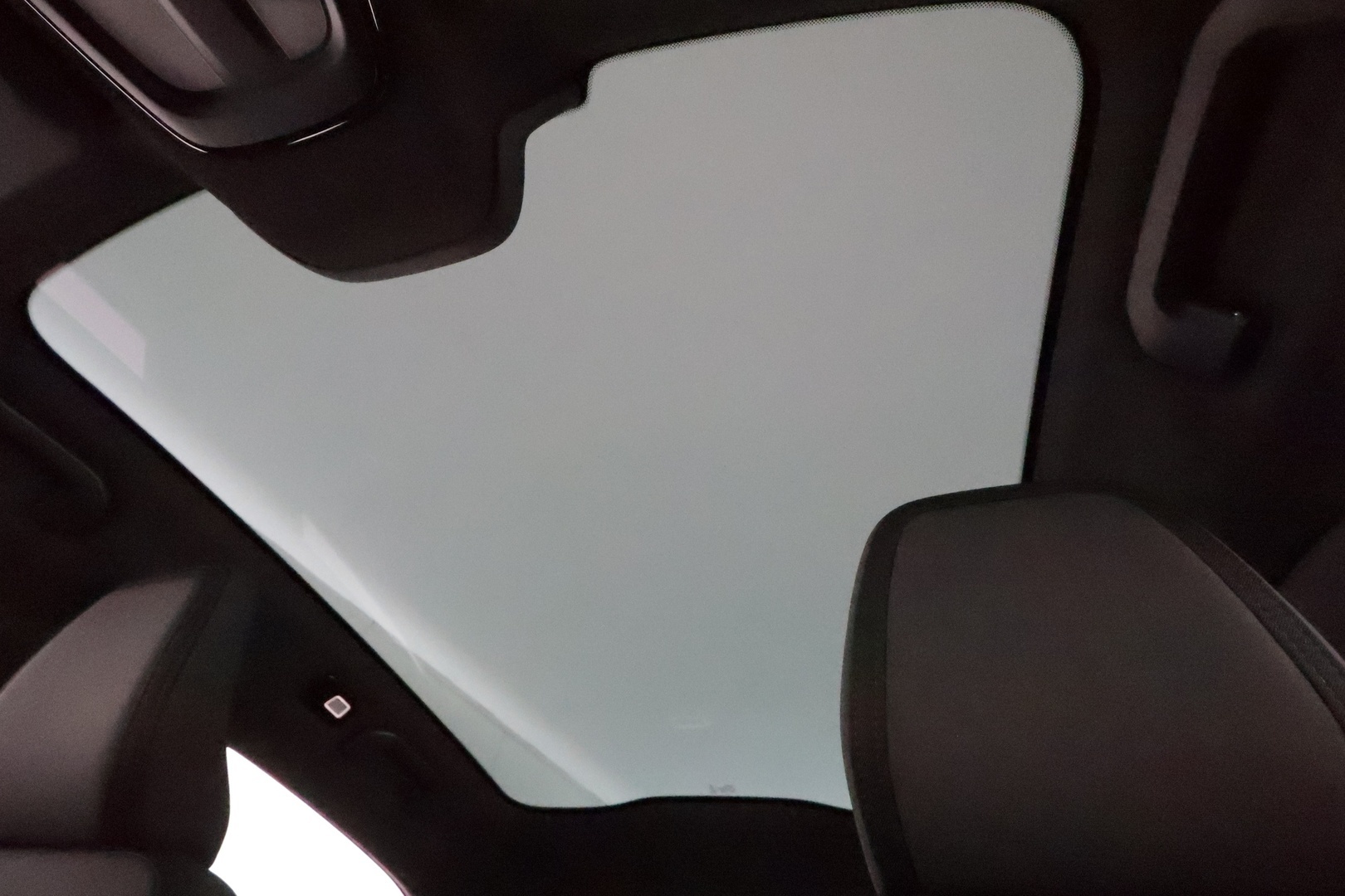 POLESTAR 2 2023