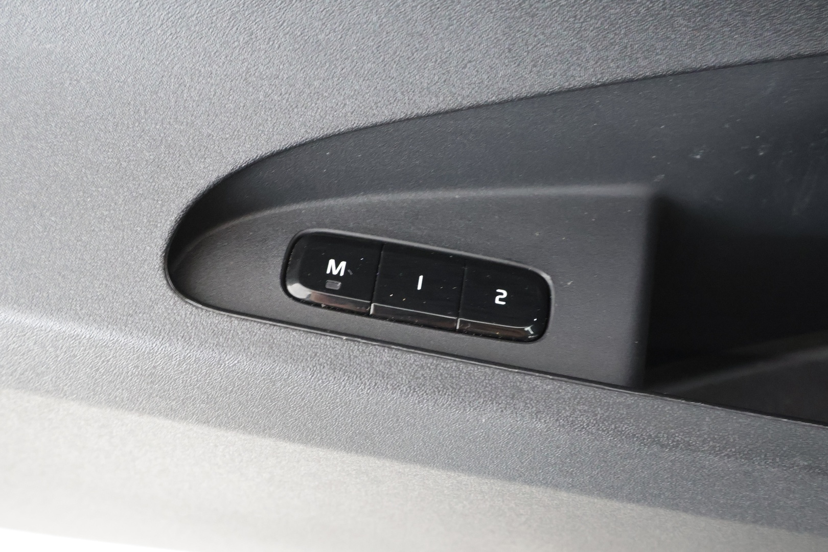 POLESTAR 2 2023