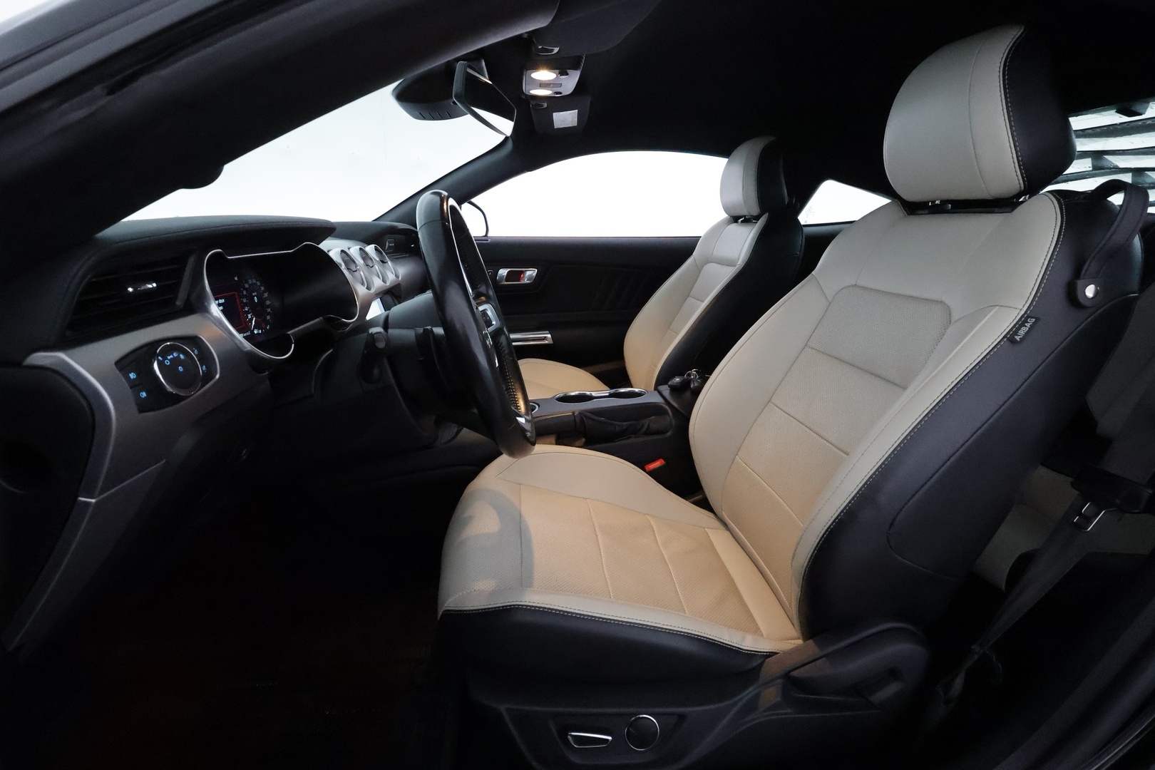 FORD Mustang 2019