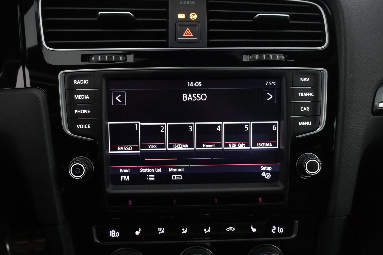VOLKSWAGEN GOLF 2015