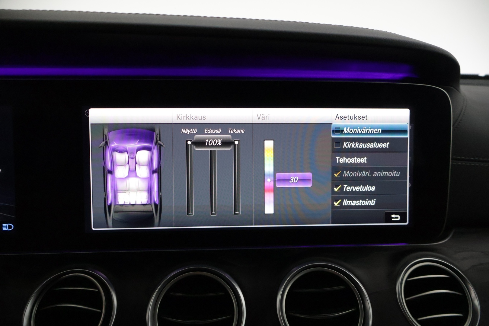 MERCEDES-BENZ E 2019