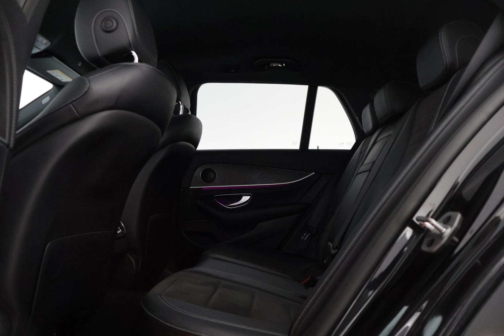 MERCEDES-BENZ E 2019