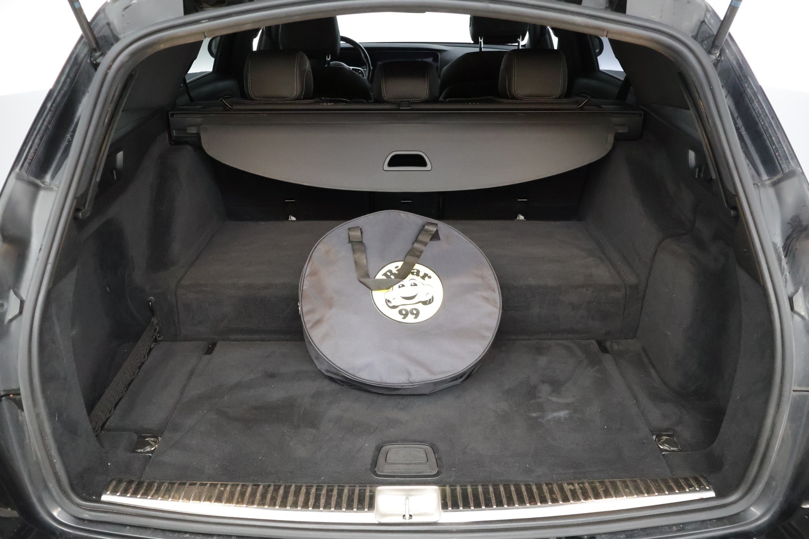 MERCEDES-BENZ E 2019