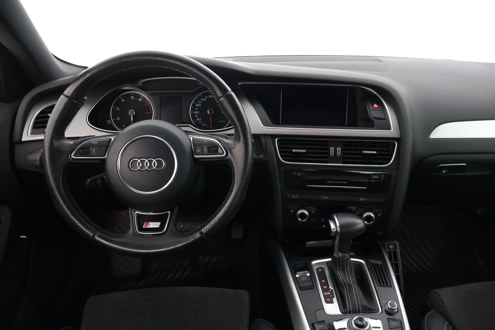 AUDI A4 2013