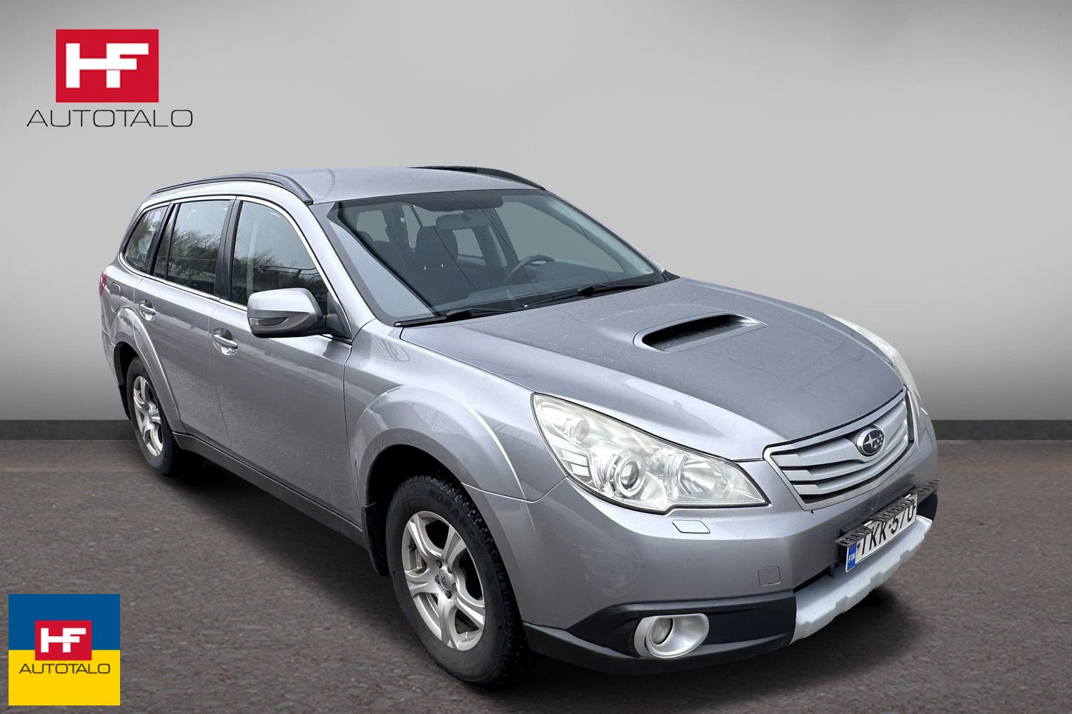 SUBARU Outback 2011