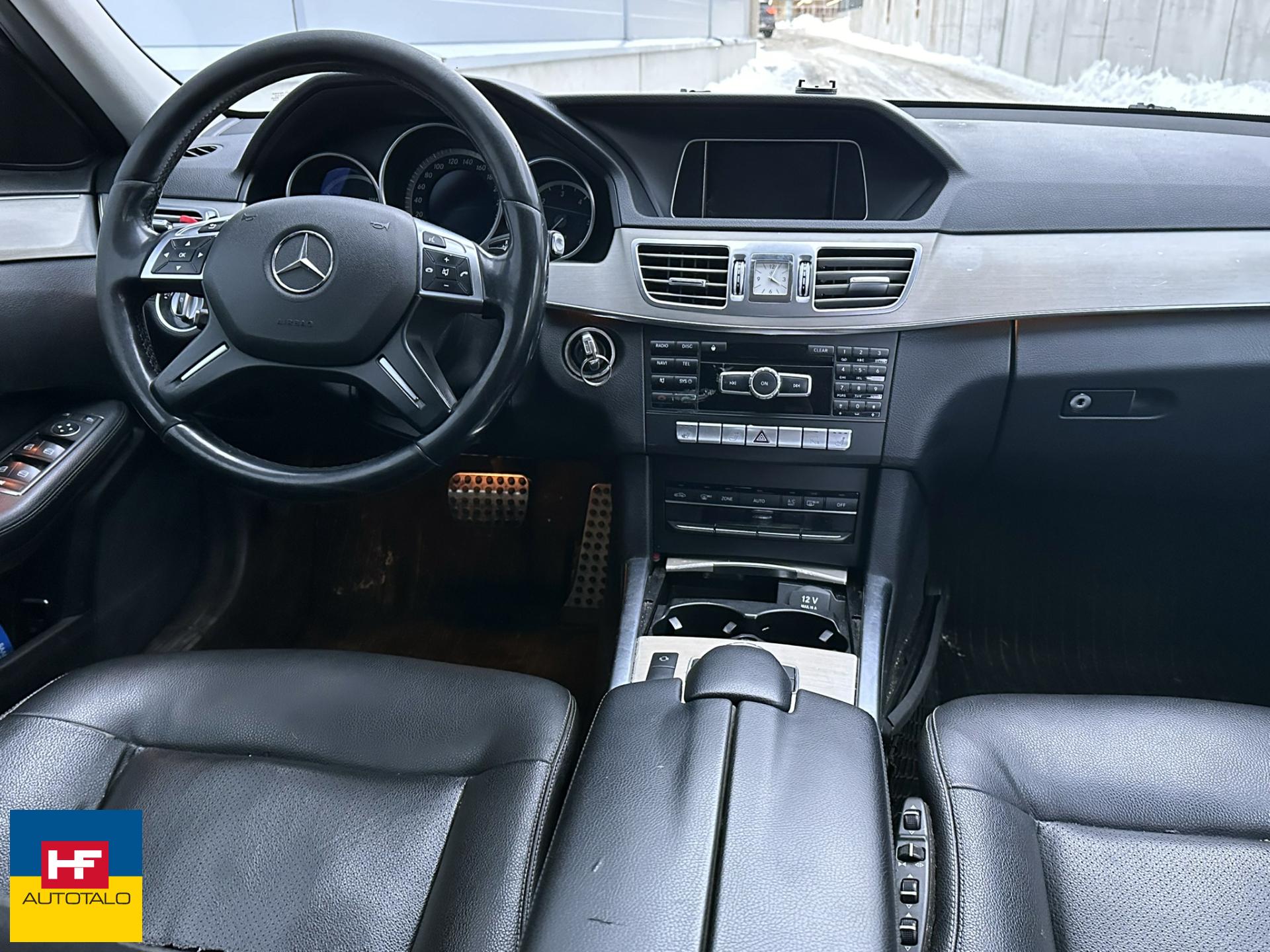 MERCEDES-BENZ E 2014