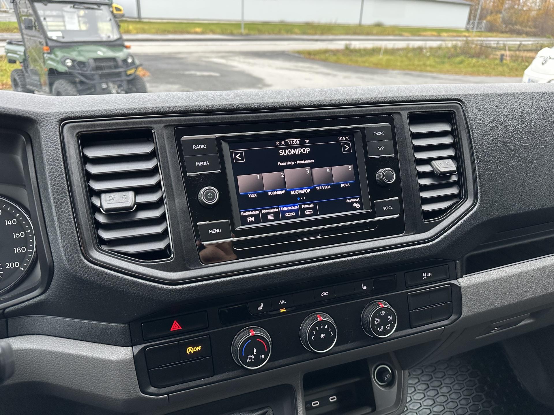 VOLKSWAGEN Crafter 2023