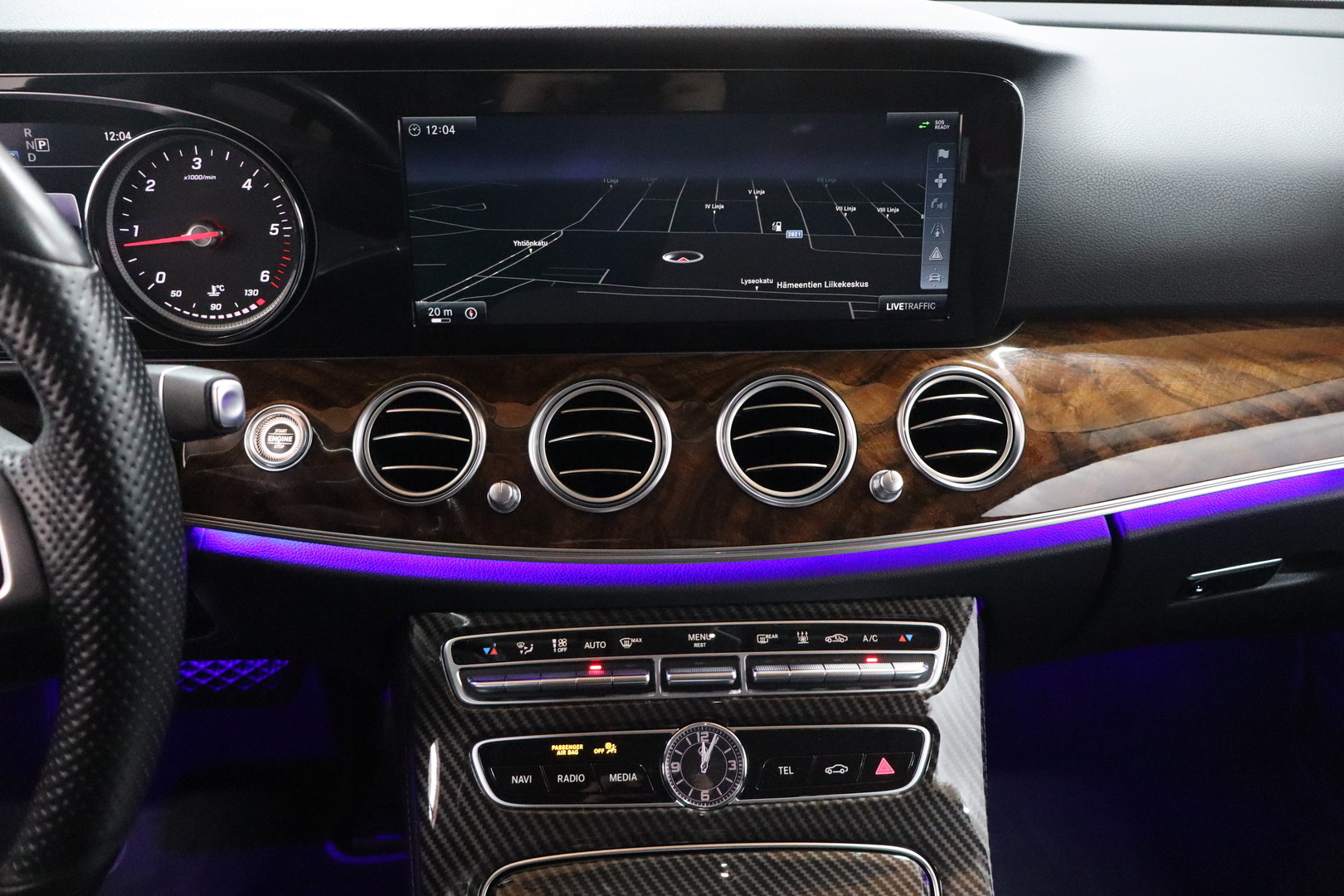 MERCEDES-BENZ E 2017