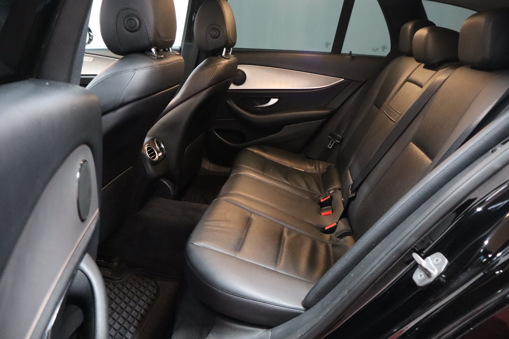 MERCEDES-BENZ E 2018