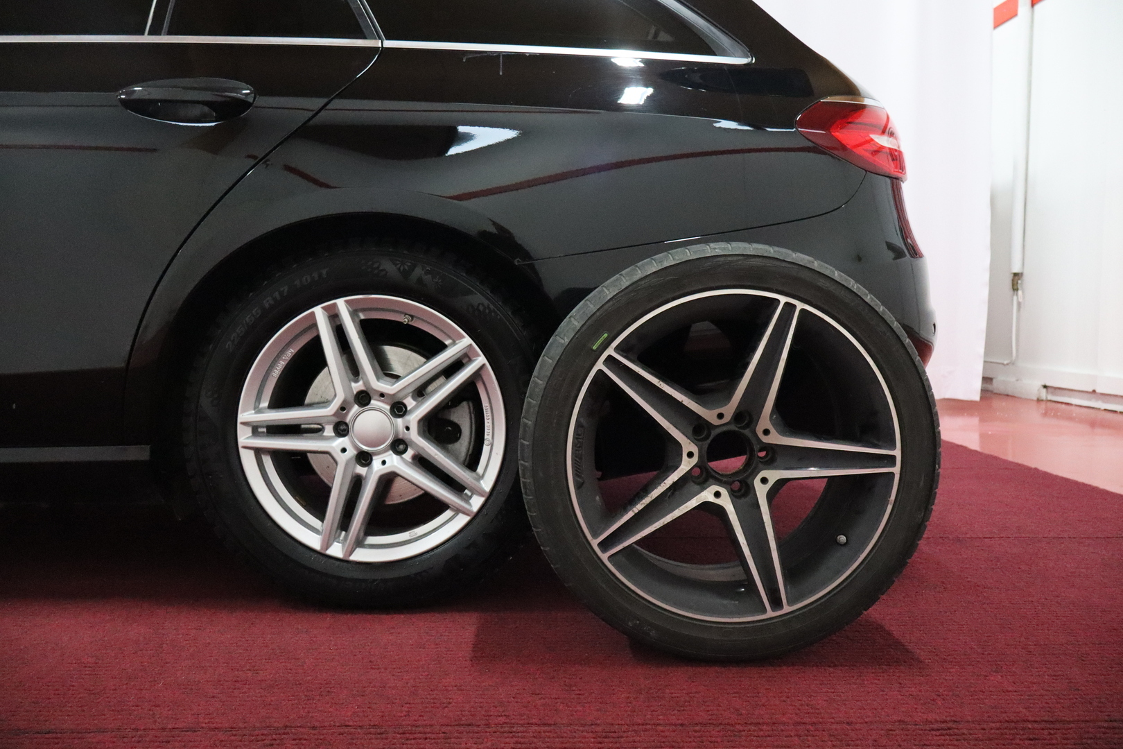 MERCEDES-BENZ E 2018