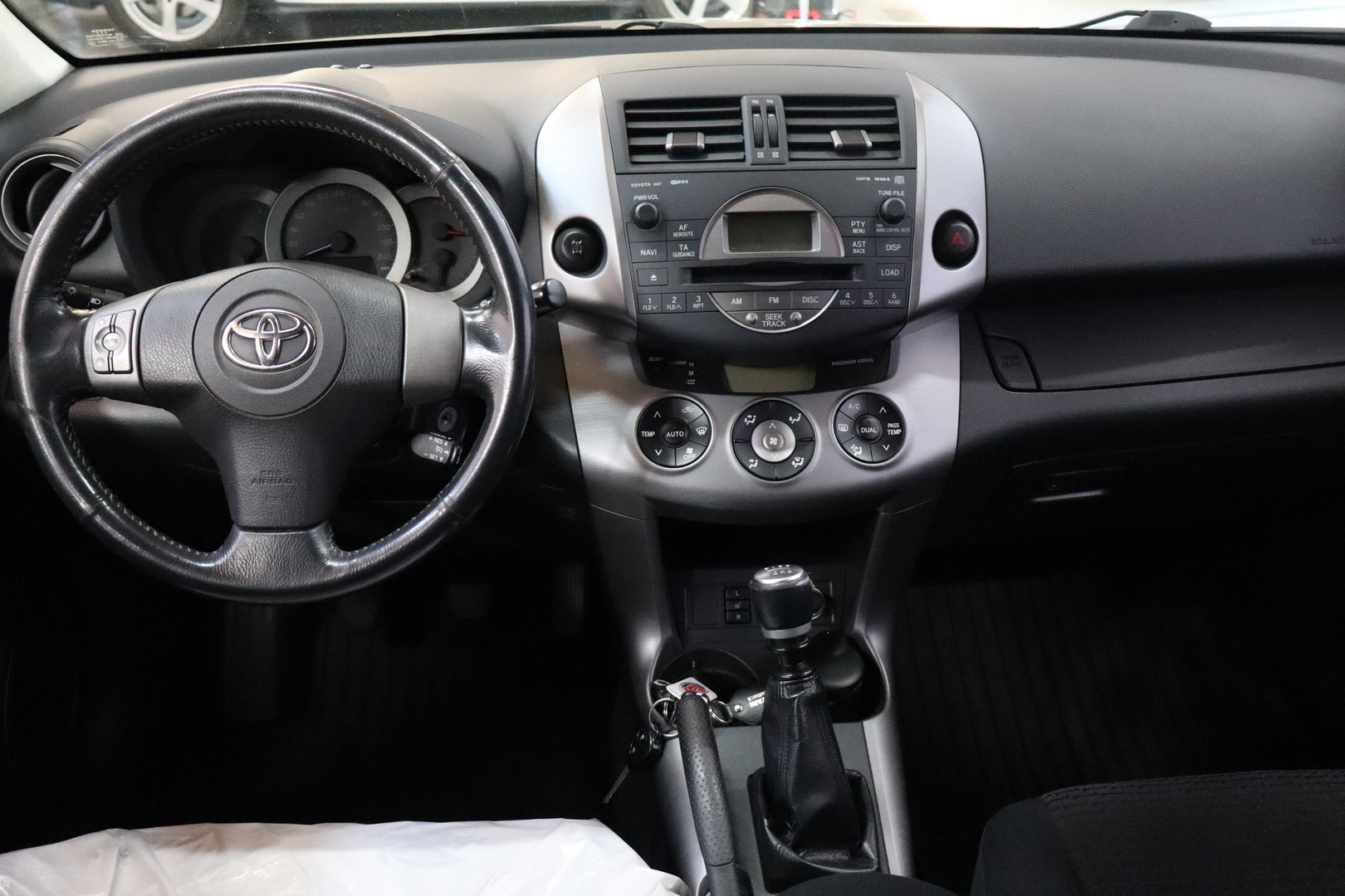 TOYOTA RAV4 2008