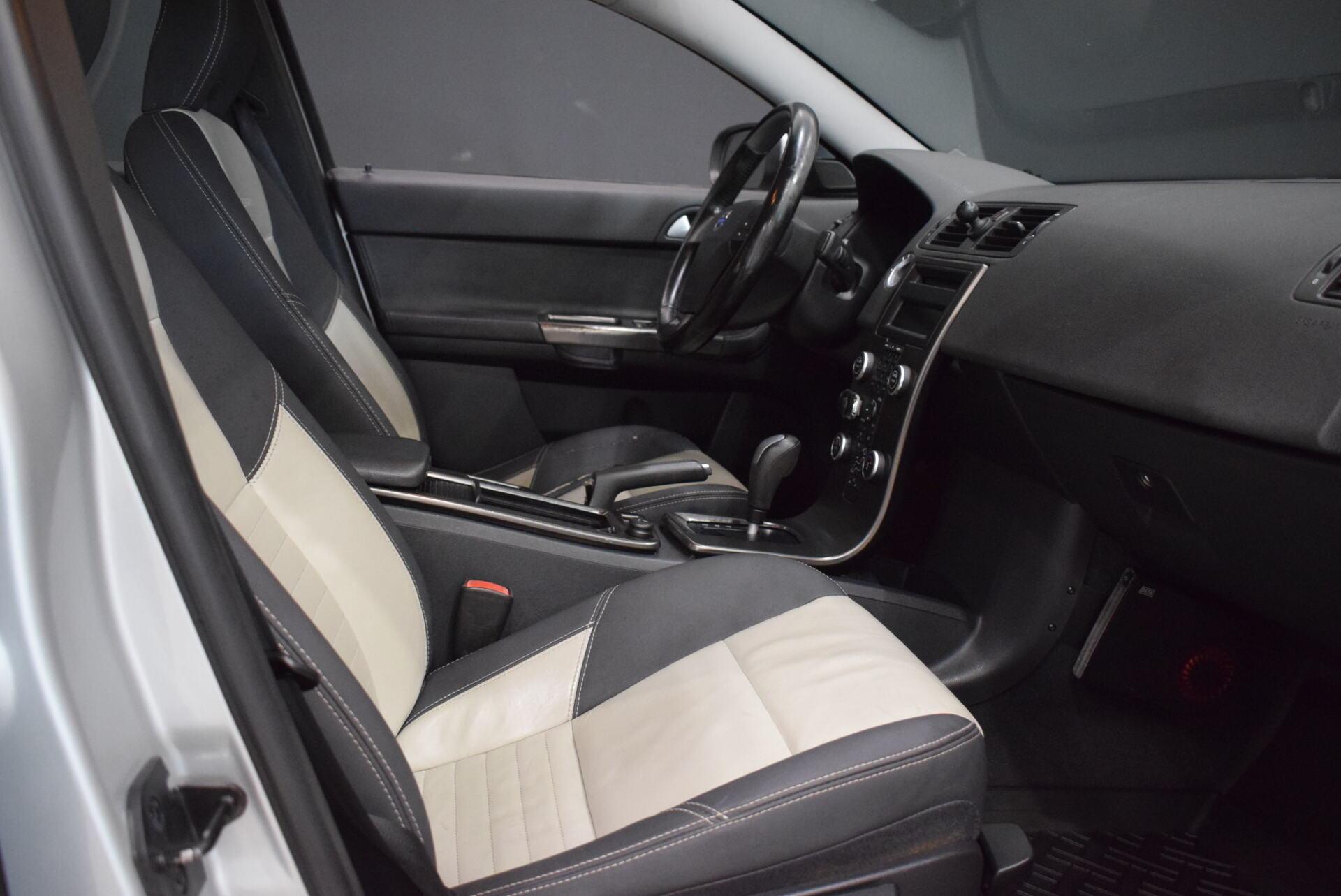 VOLVO S40 2010