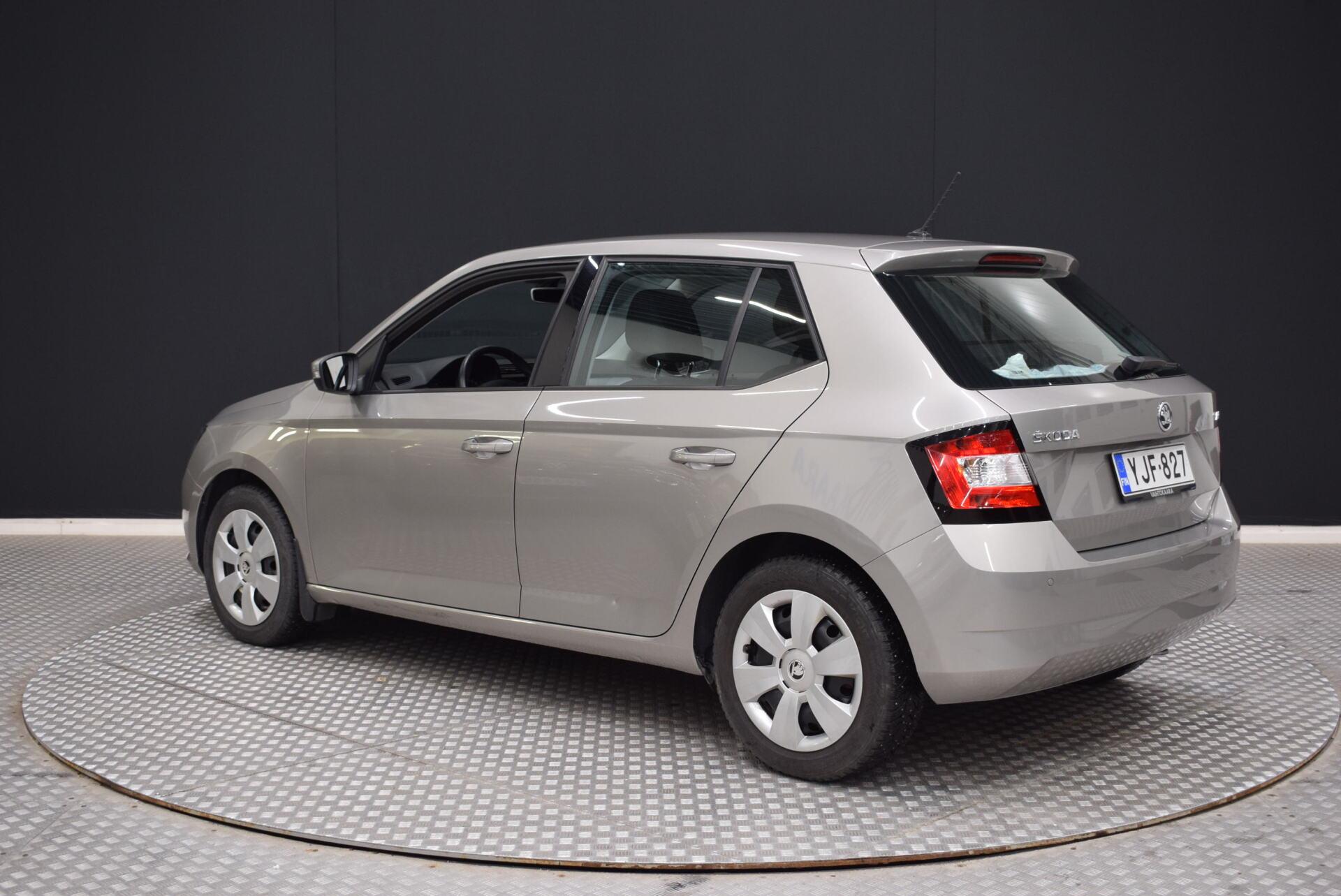 SKODA Fabia 2016
